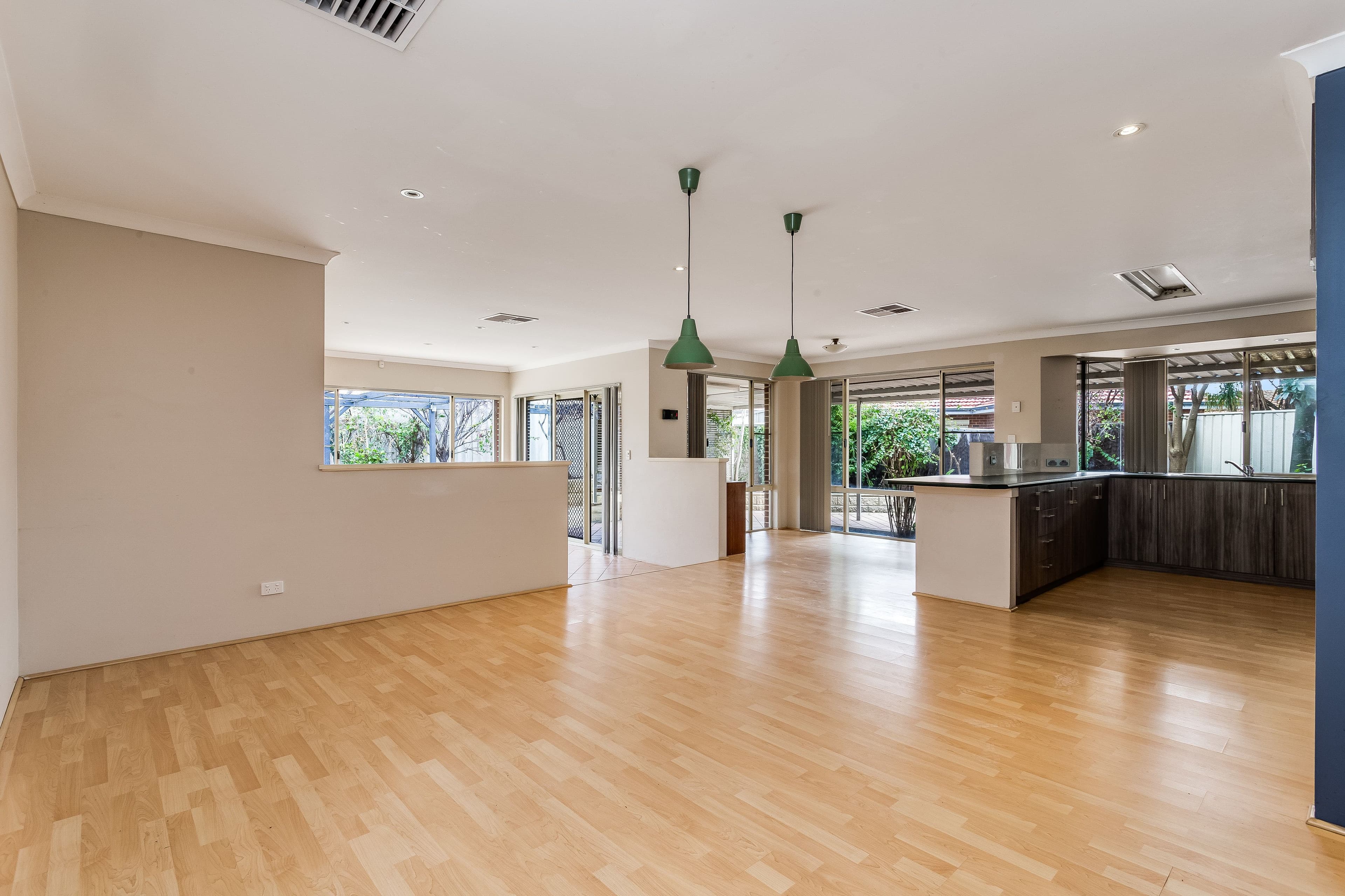 32 Adelphi Court, Marangaroo WA 6064, Marangaroo - Thumbnail 2