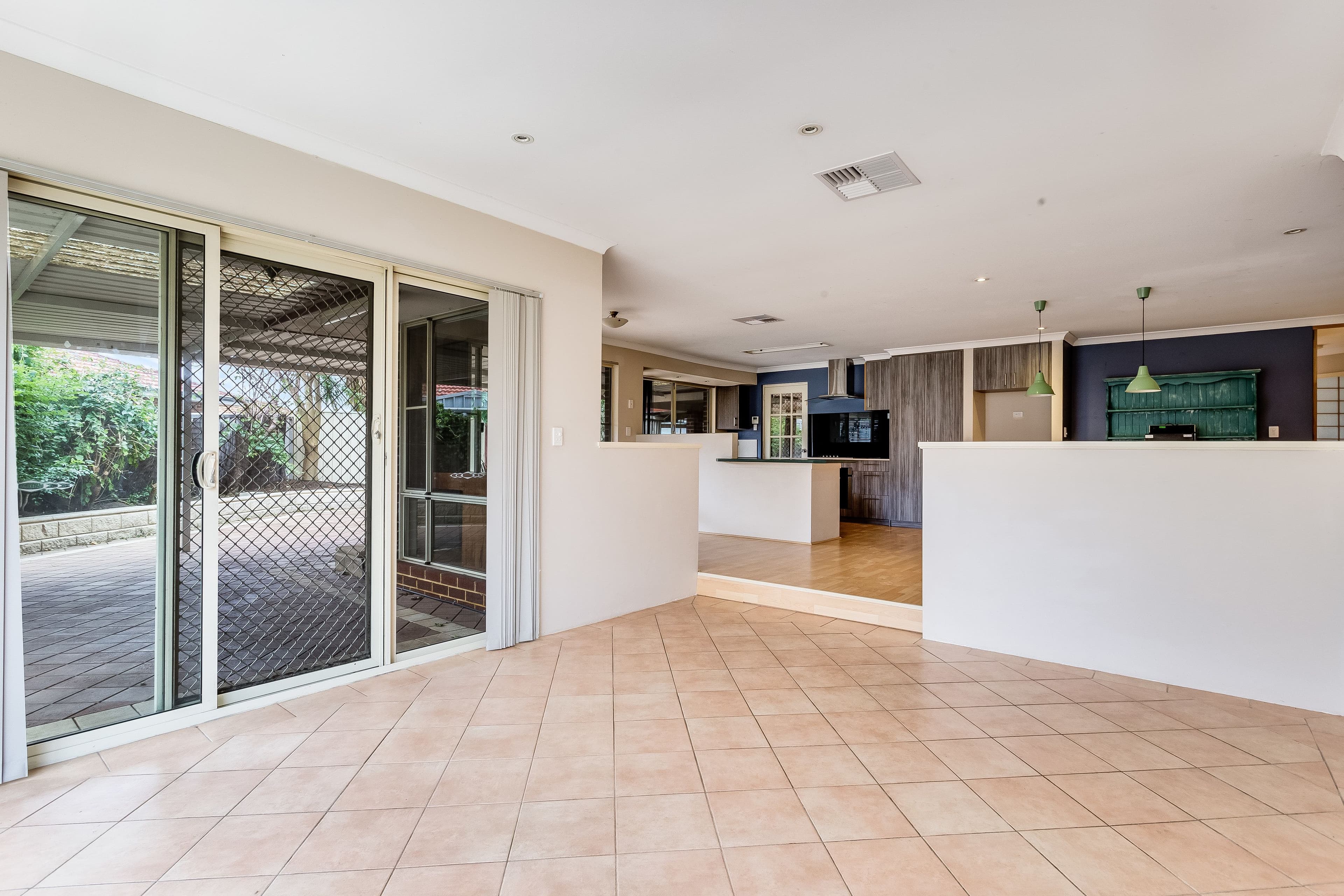 32 Adelphi Court, Marangaroo WA 6064, Marangaroo - Thumbnail 7