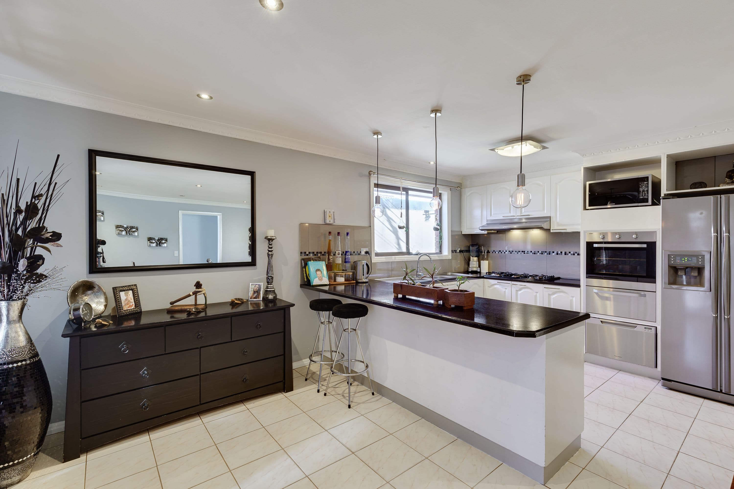 6 Herman Road, Lalor VIC 3075, Lalor - Thumbnail 2