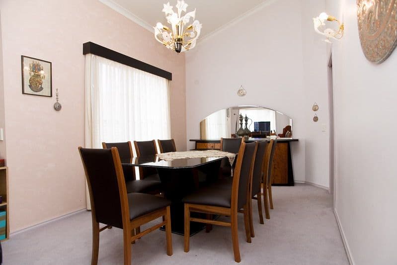 16 Portsmouth Place, Epping VIC 3076, Epping - Thumbnail 4
