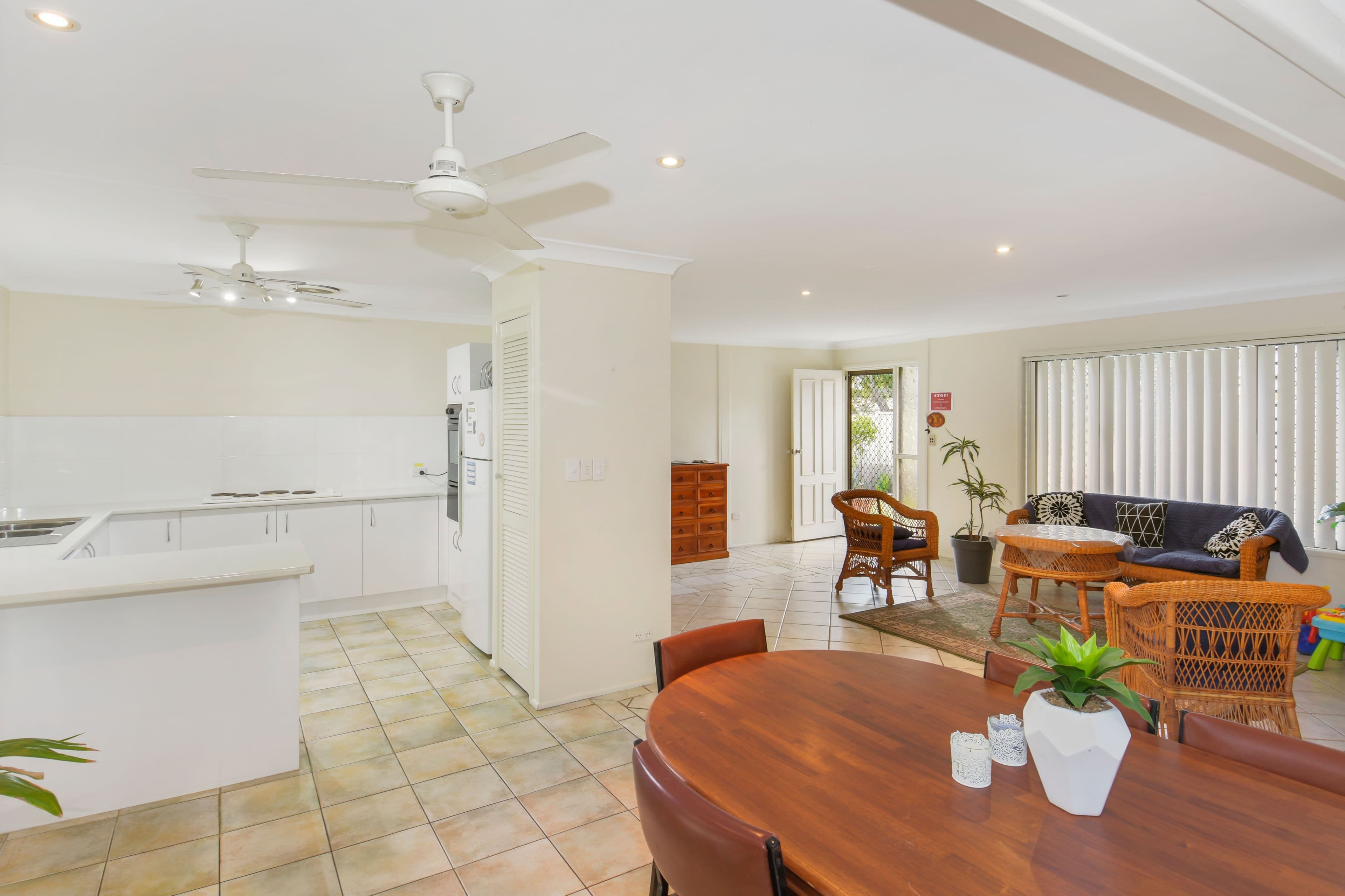 24 Antlia Street, Regents Park QLD 4118, Regents Park - Thumbnail 4