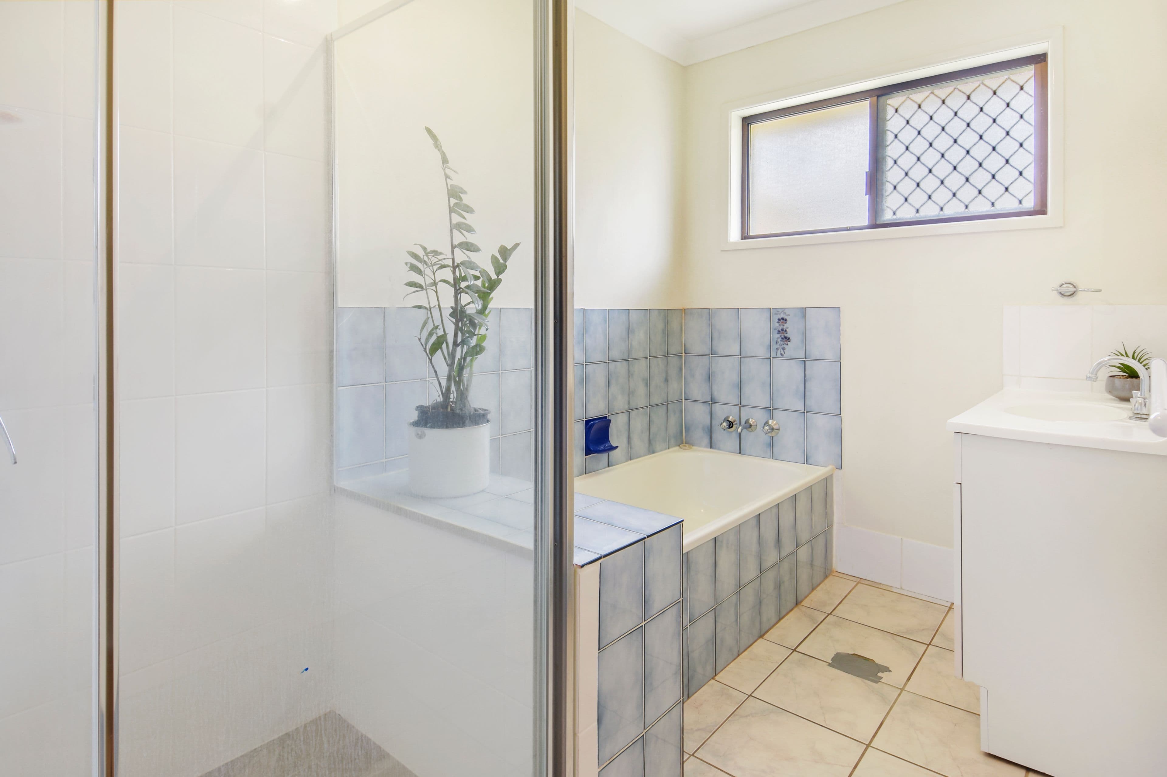 24 Antlia Street, Regents Park QLD 4118, Regents Park - Thumbnail 7