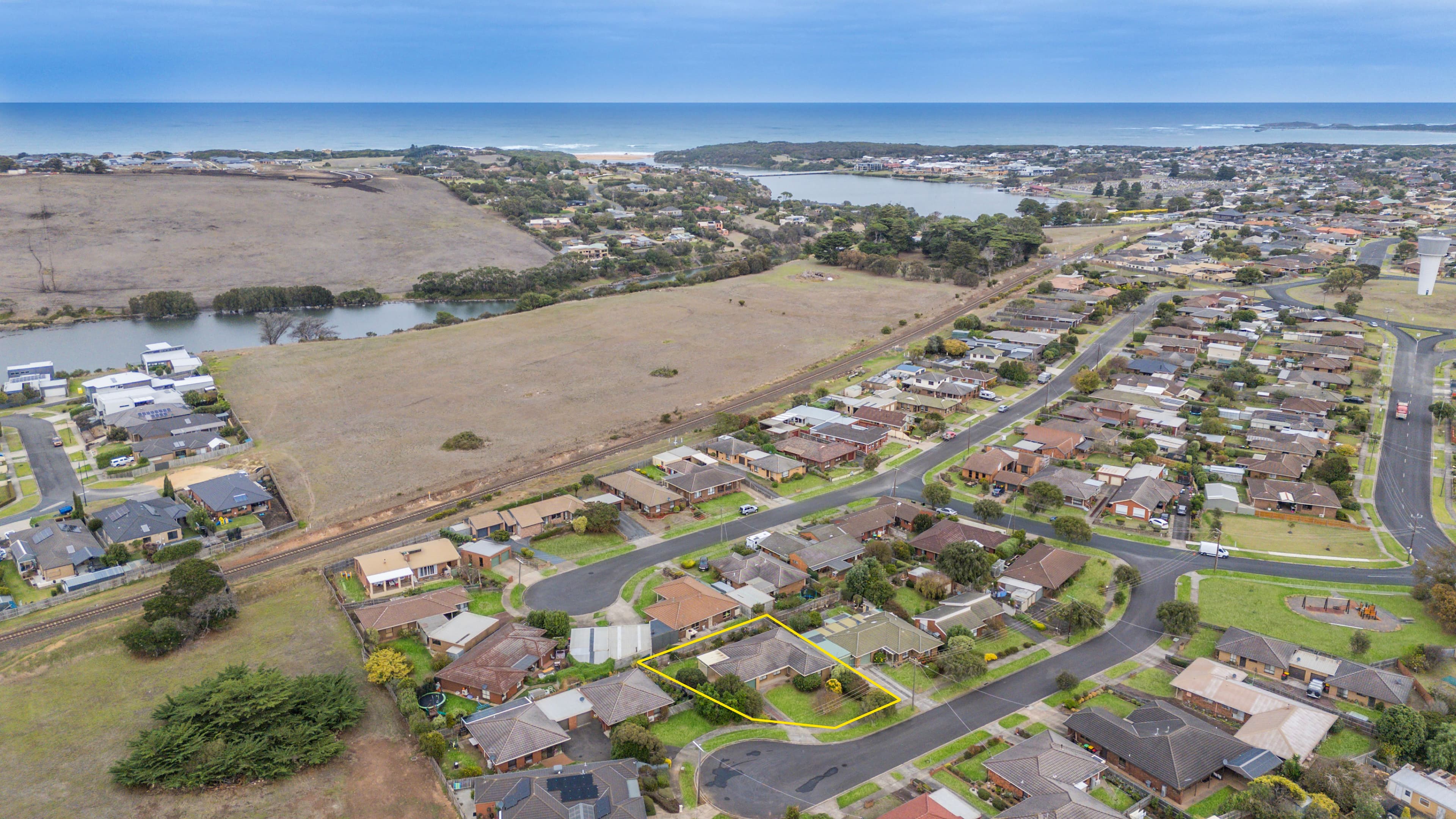 7 Arnel Place, Warrnambool VIC 3280, Warrnambool - Thumbnail 2