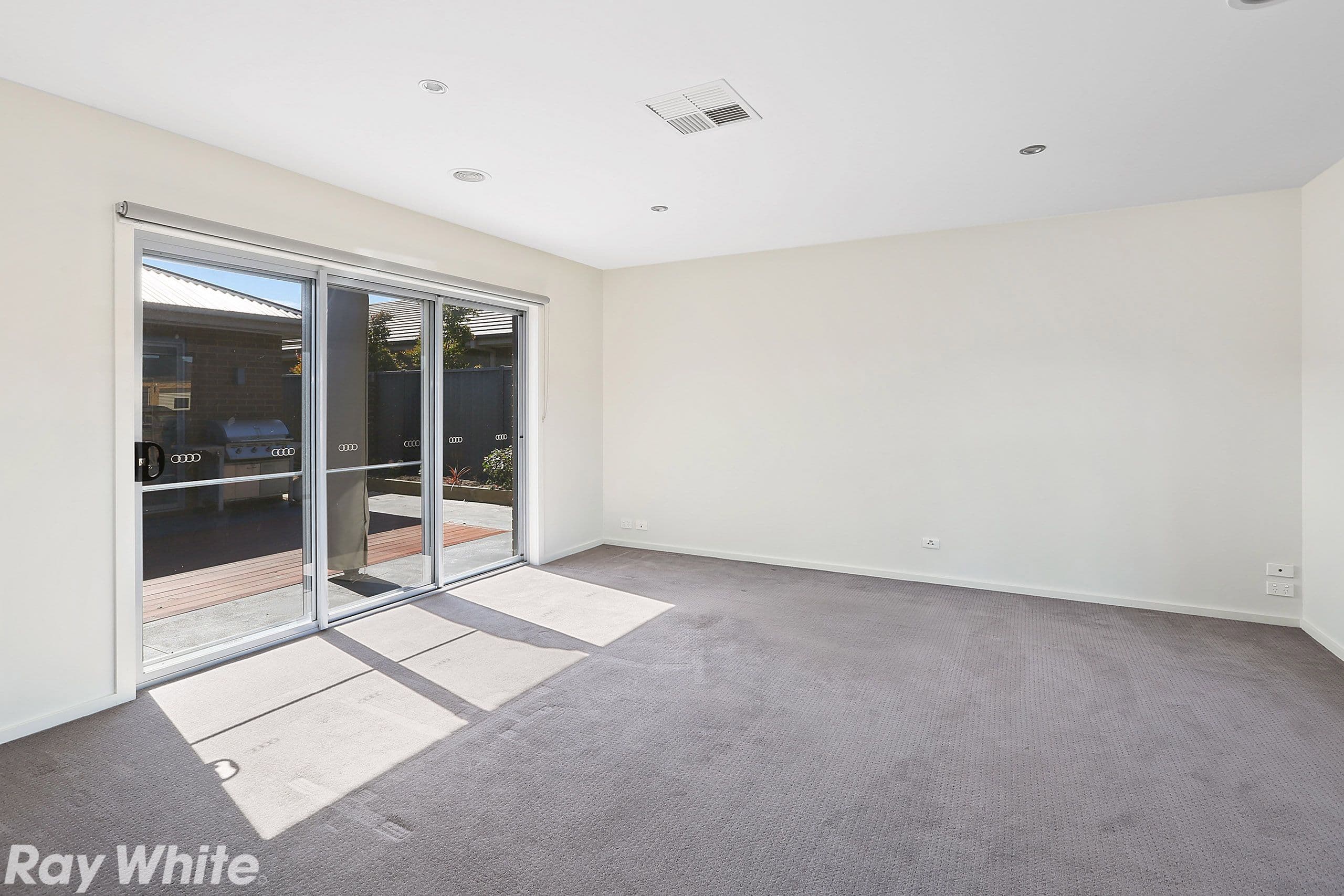13 Springwater Drive, Lara VIC 3212, Lara - Thumbnail 3