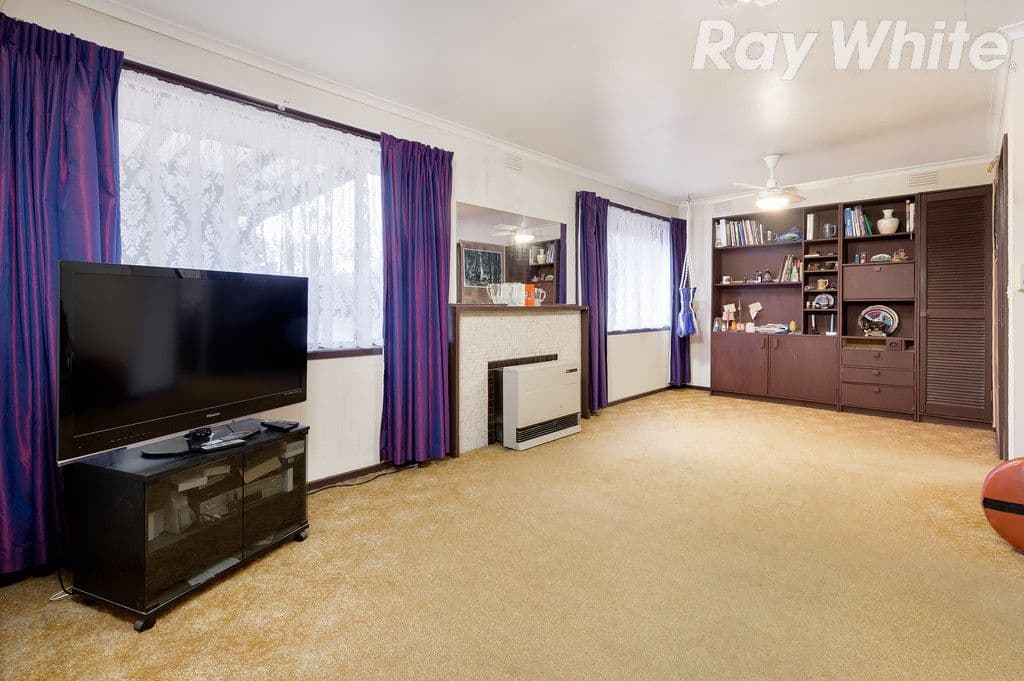 10 Glenn Crescent, Bundoora VIC 3083, Bundoora - Thumbnail 3