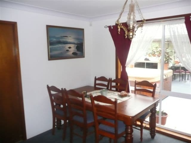 17 Leeward Close, WOODRISING NSW 2284, Woodrising - Thumbnail 8