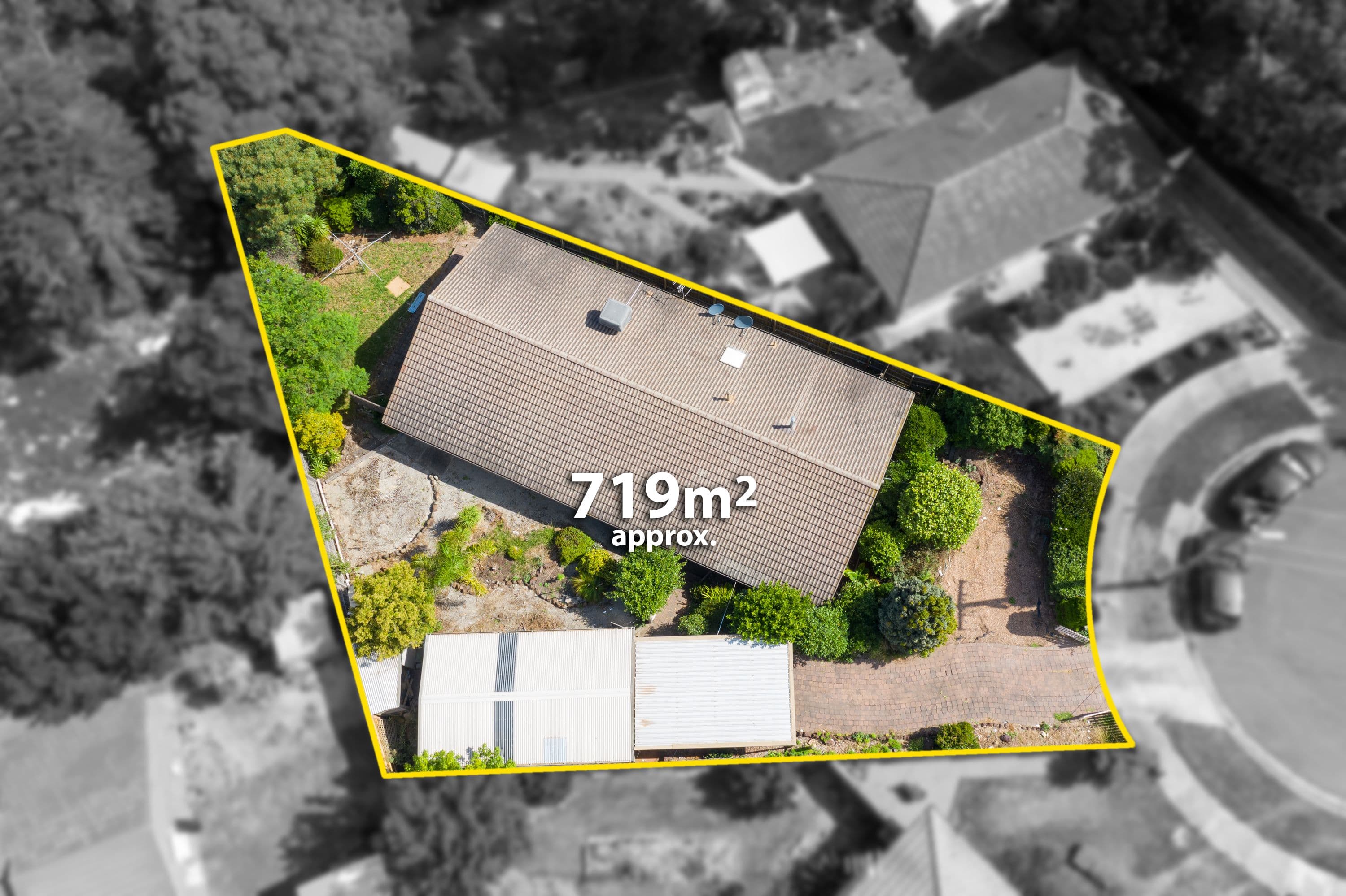 6 Perron Close, Craigieburn VIC 3064, Craigieburn - Image 1