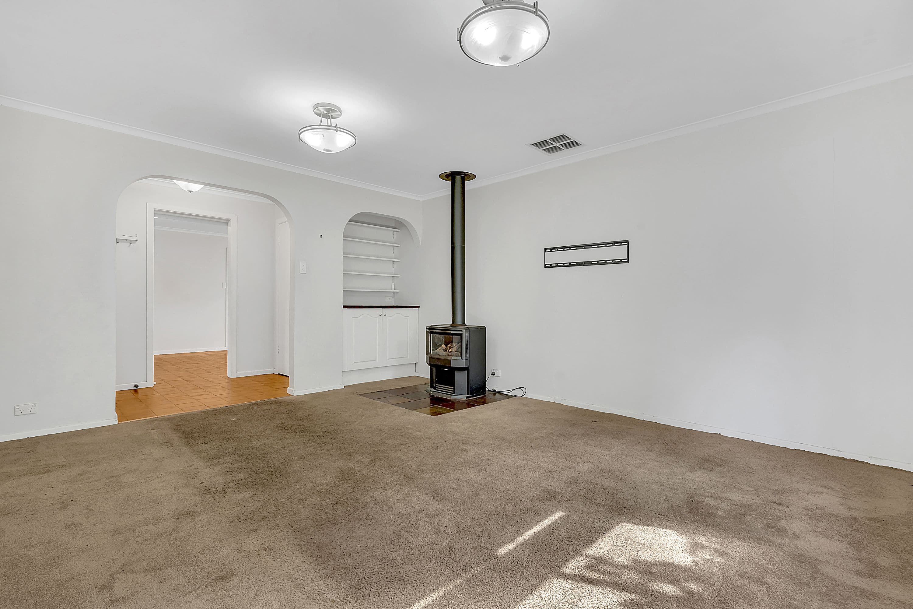 6 Perron Close, Craigieburn VIC 3064, Craigieburn - Thumbnail 4