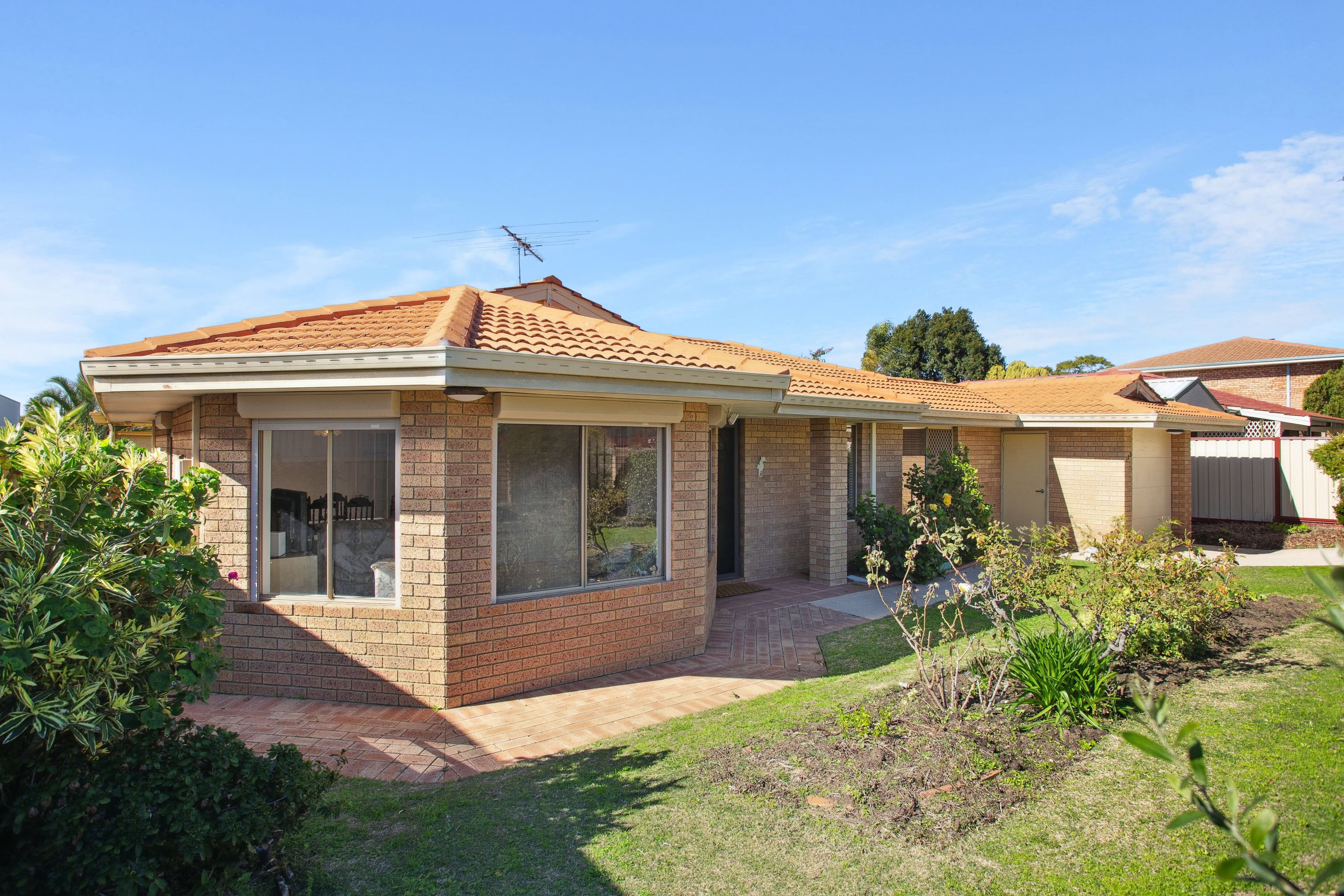 120 Glengarry Drive, Duncraig WA 6023, Duncraig - Thumbnail 3