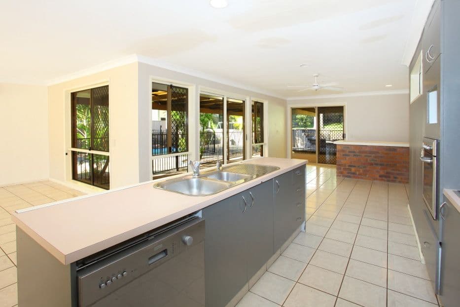 4 Yarrimbah Drive, NERANG QLD 4211, Nerang - Thumbnail 8
