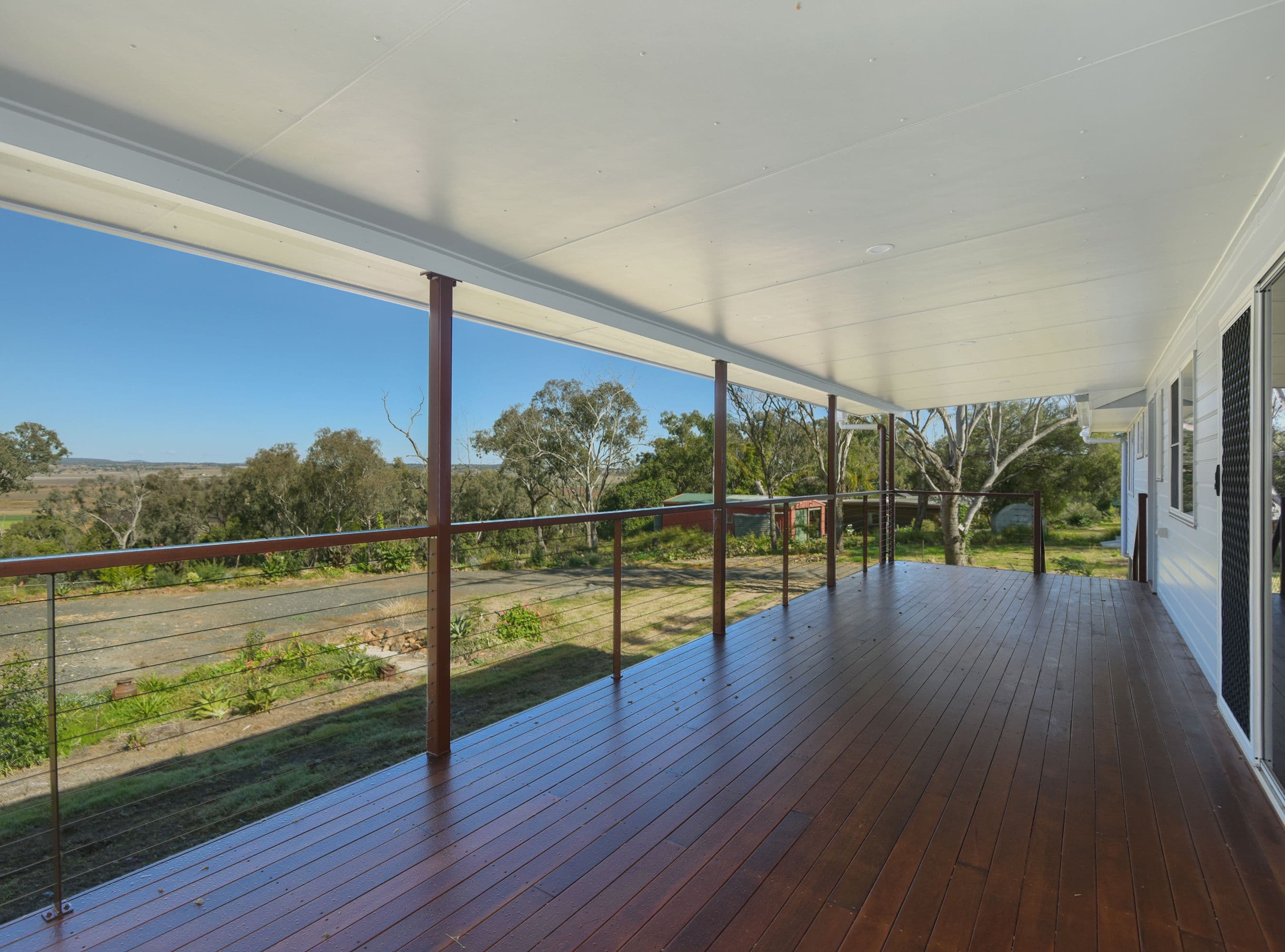 16 Wilga Avenue, Oakey QLD 4401, Oakey - Thumbnail 2