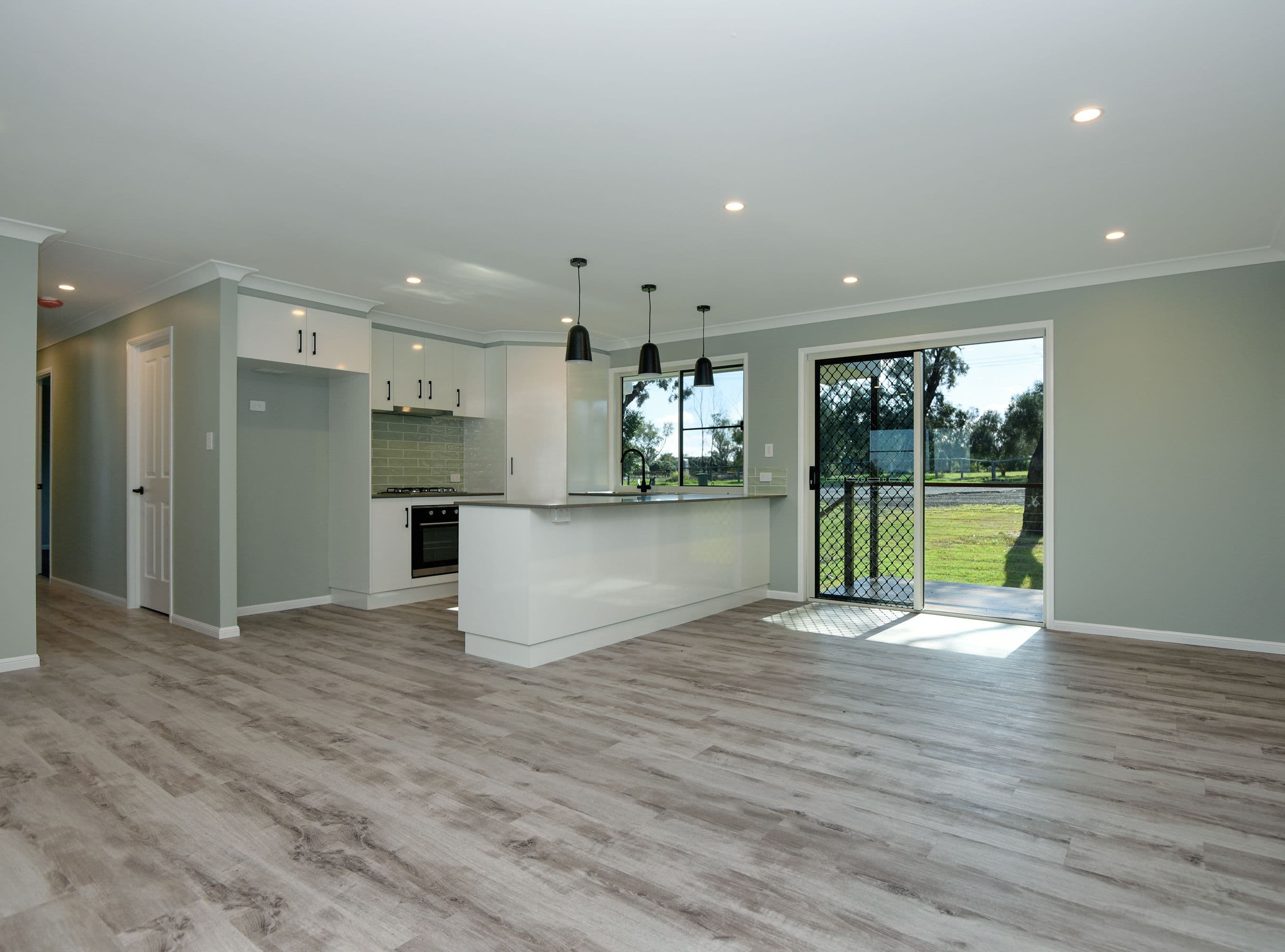 16 Wilga Avenue, Oakey QLD 4401, Oakey - Thumbnail 5