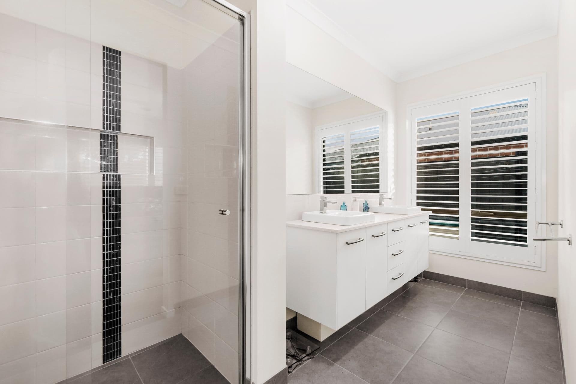33 Emblem Way, Craigieburn VIC 3064, Craigieburn - Thumbnail 8