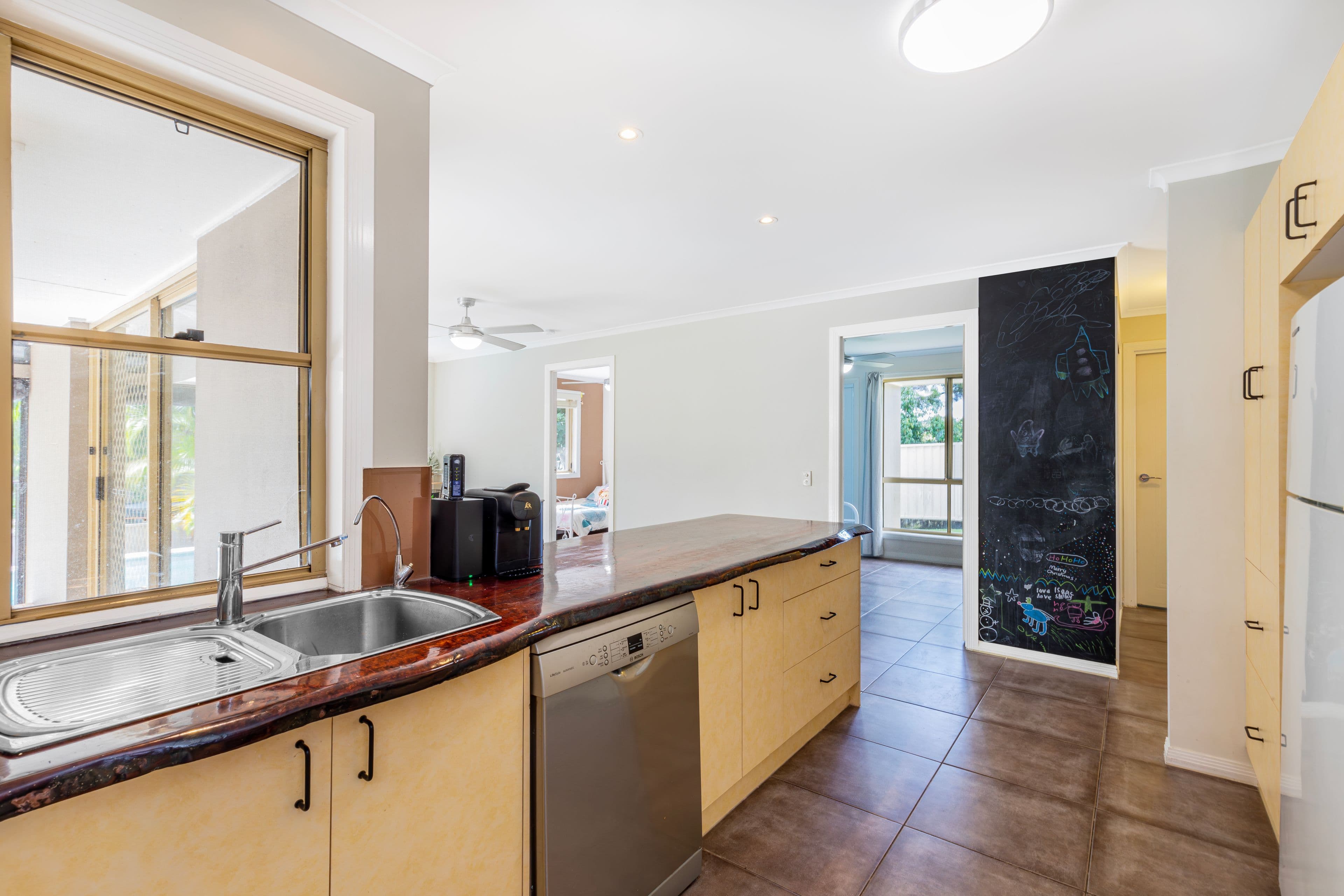9 Film Close, Oxenford QLD 4210, Oxenford - Thumbnail 7