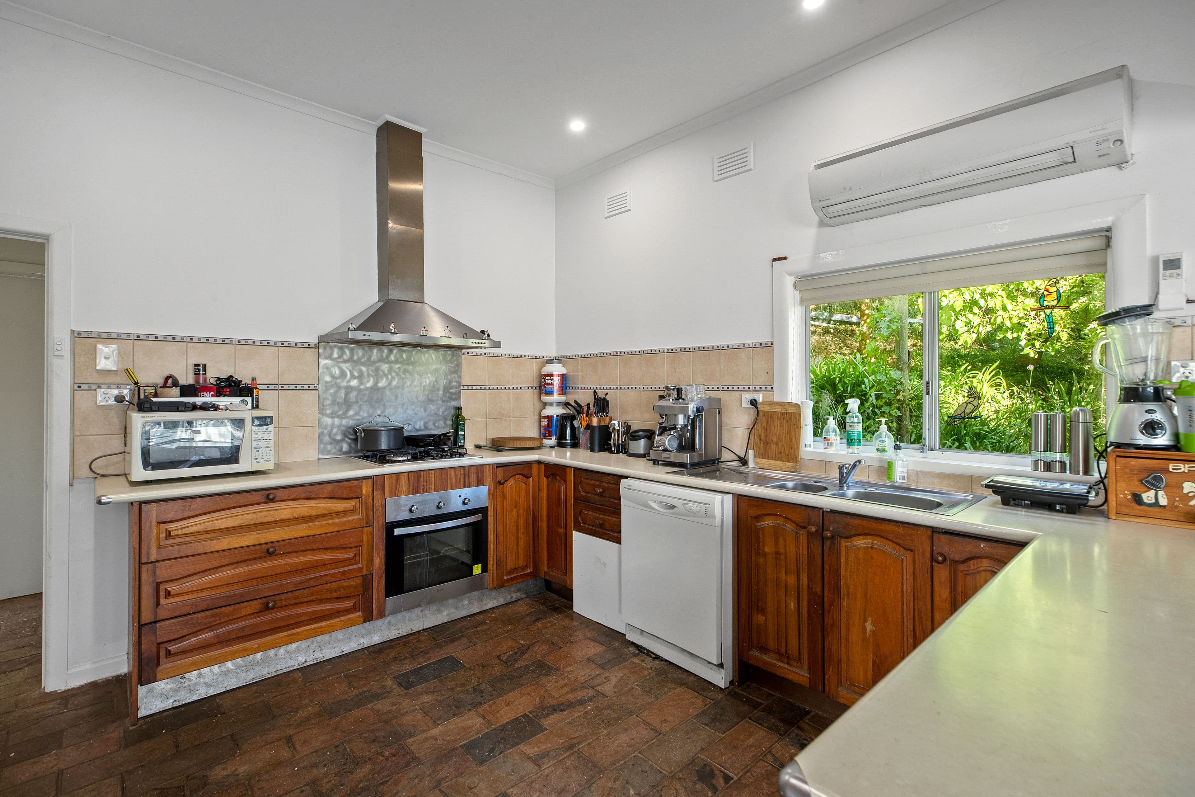1 Janiesleigh Road, Upper Ferntree Gully VIC 3156, Upper Ferntree Gully - Thumbnail 5