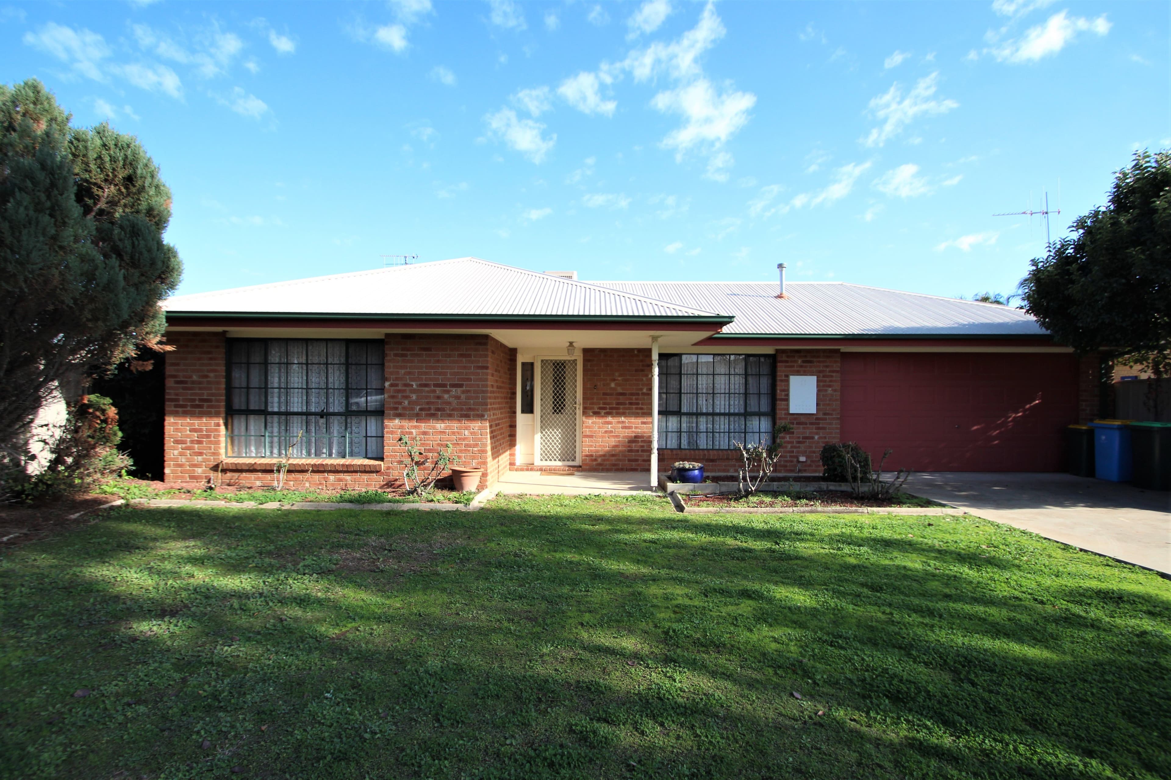 11 Sturt Street, Cobram VIC 3644, Cobram - Image 1