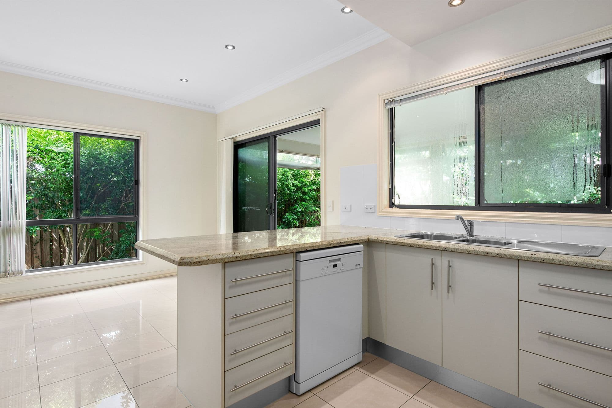 71 Lakelands Drive, Dapto, Dapto - Thumbnail 7
