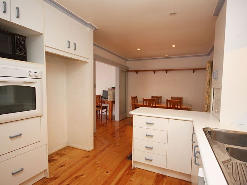 90 Belle Vue Avenue, HIGHTON VIC 3216, Highton - Thumbnail 6