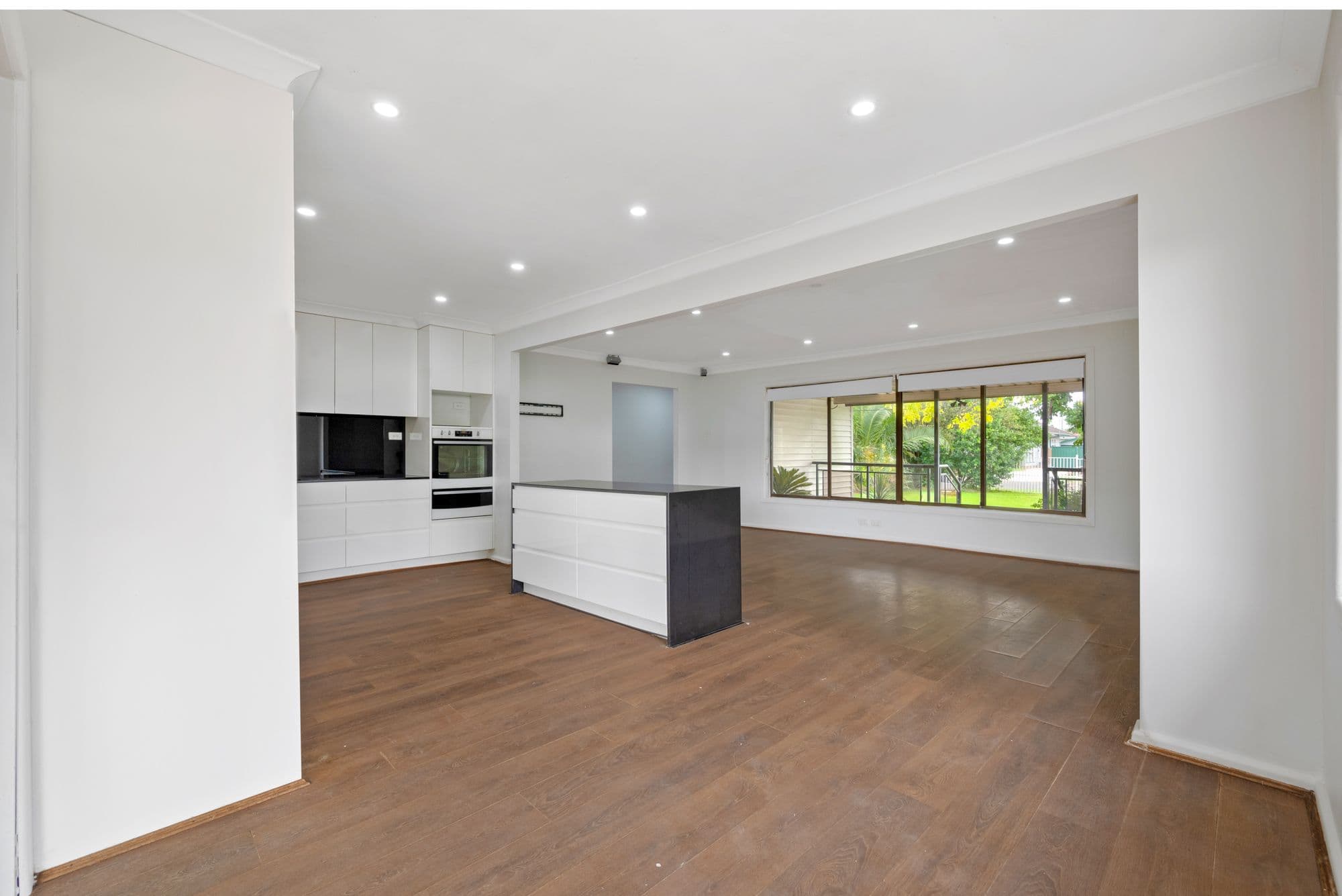 25 Waratah Avenue, Casula NSW 2170, Casula - Thumbnail 4