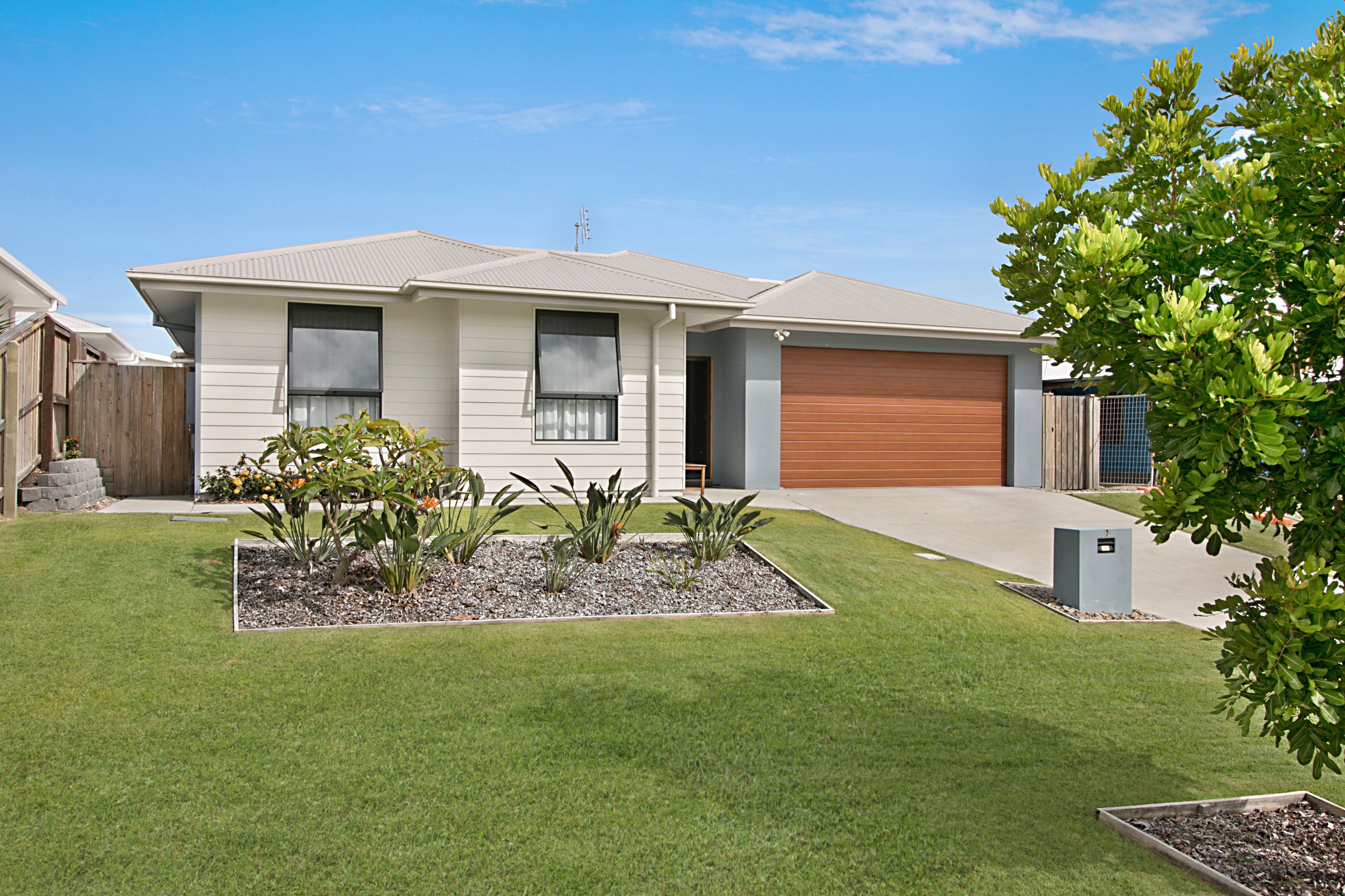 7 Laceflower Parade, Casuarina - Image 1