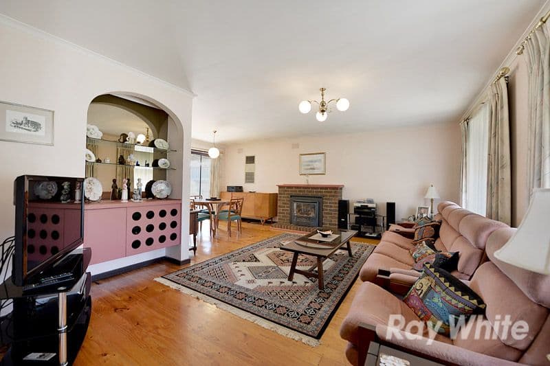 3 Thornley Close, Ferntree Gully VIC 3156, Ferntree Gully - Thumbnail 2