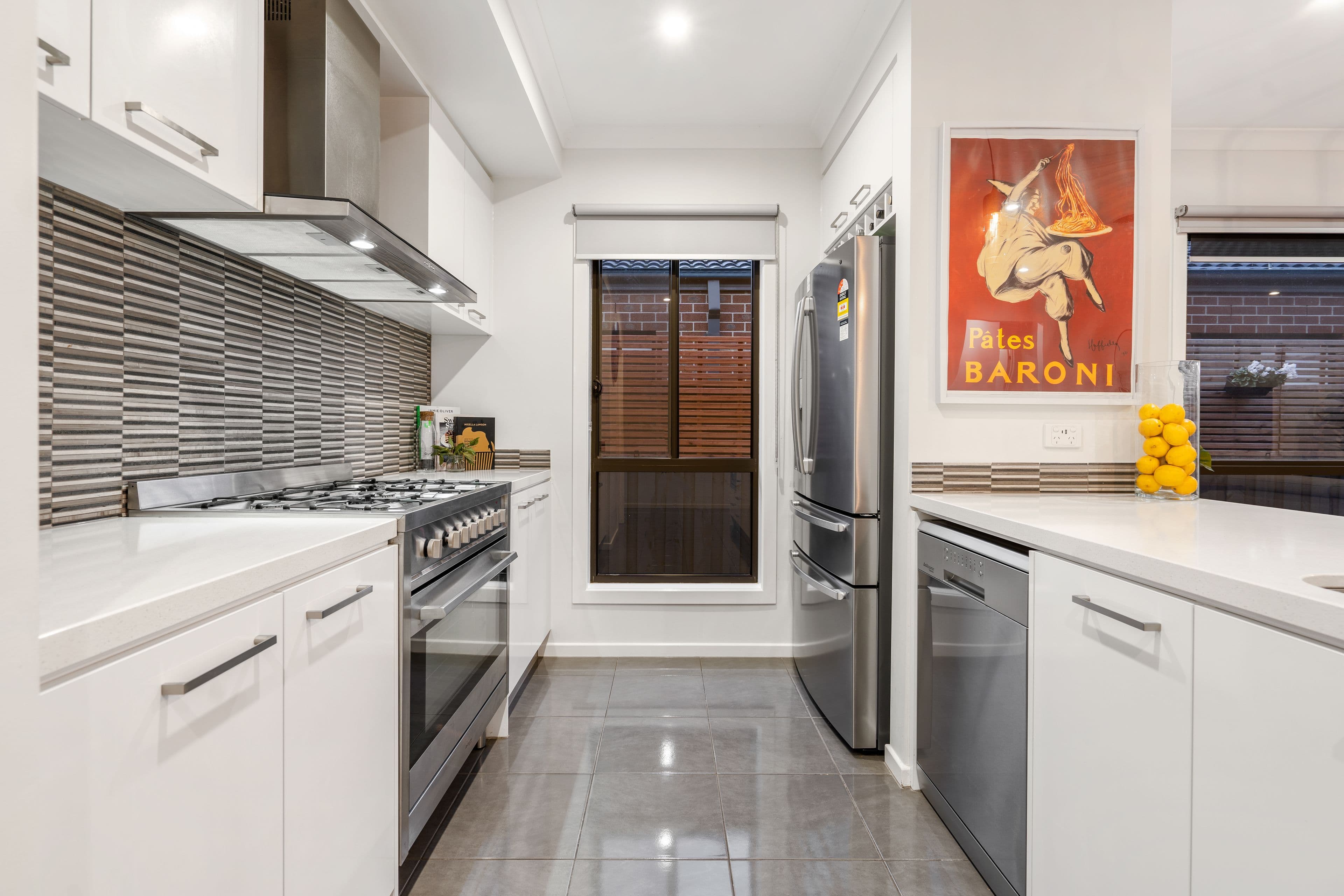 9 Hargraves Street, AINTREE VIC 3336, Aintree - Thumbnail 3