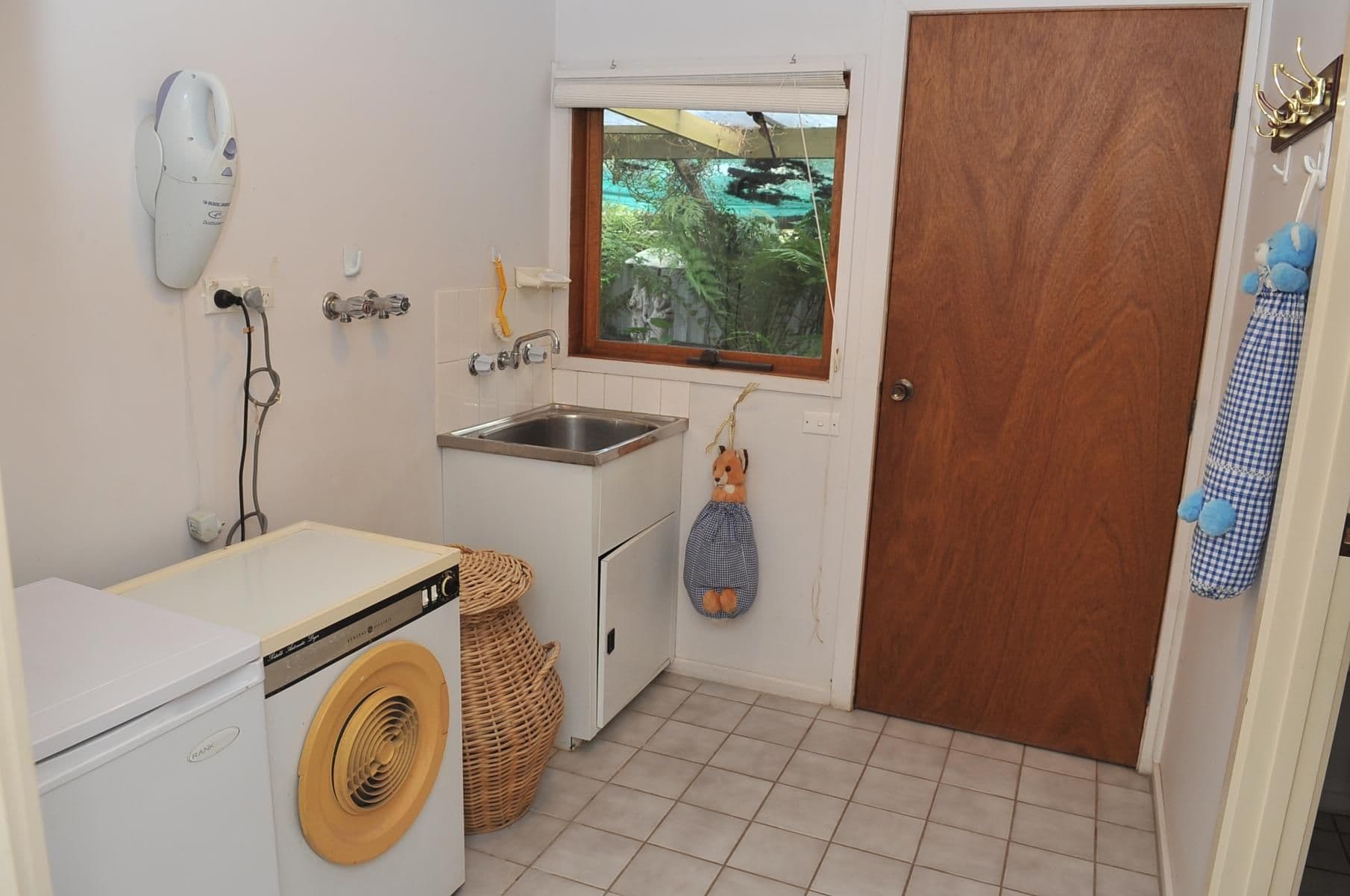 4 Redleaf Close, HEATHCOTE VIC 3523, Heathcote - Thumbnail 7