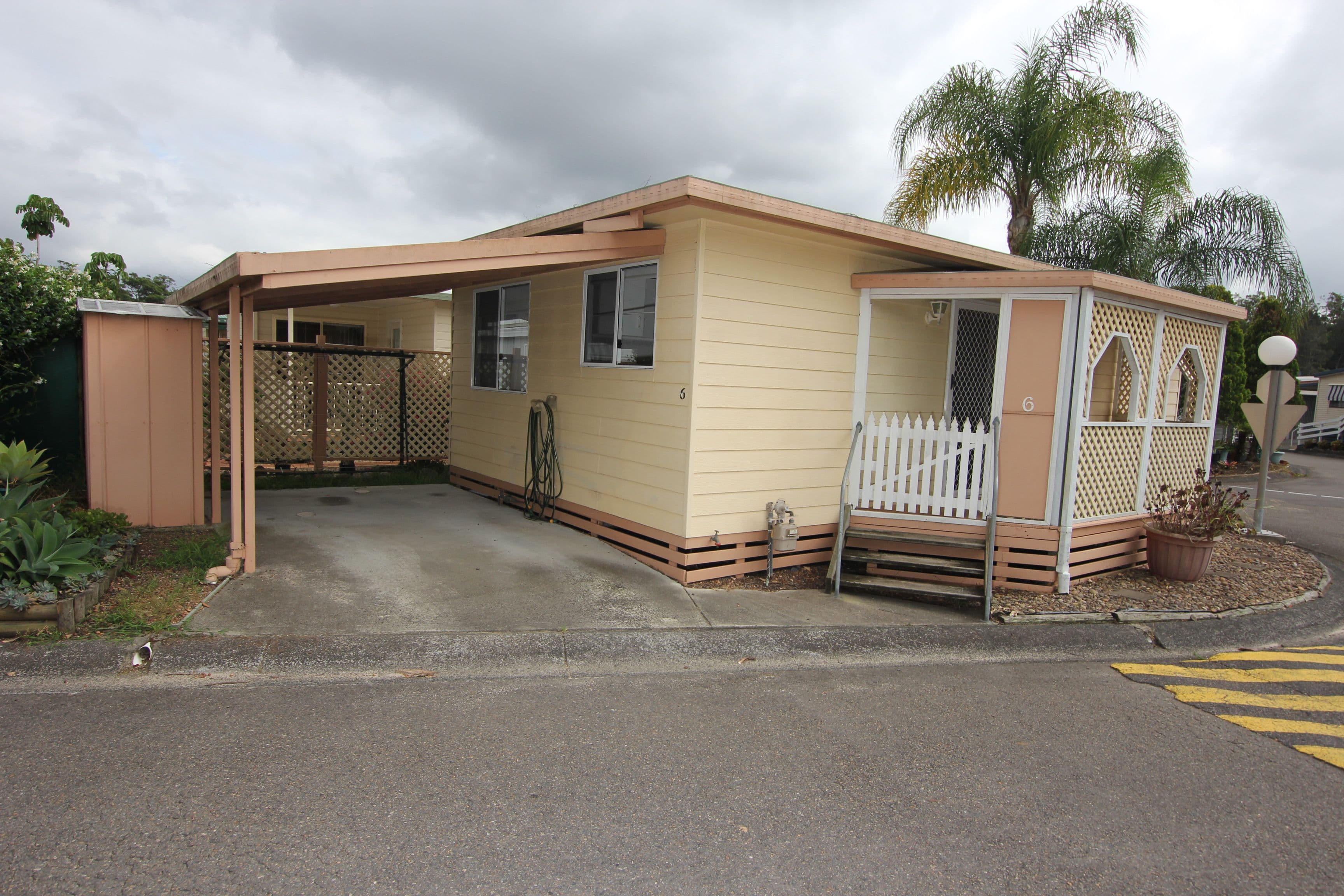 6 Second Avenue, Green Point NSW 2251, Green Point - Thumbnail 2