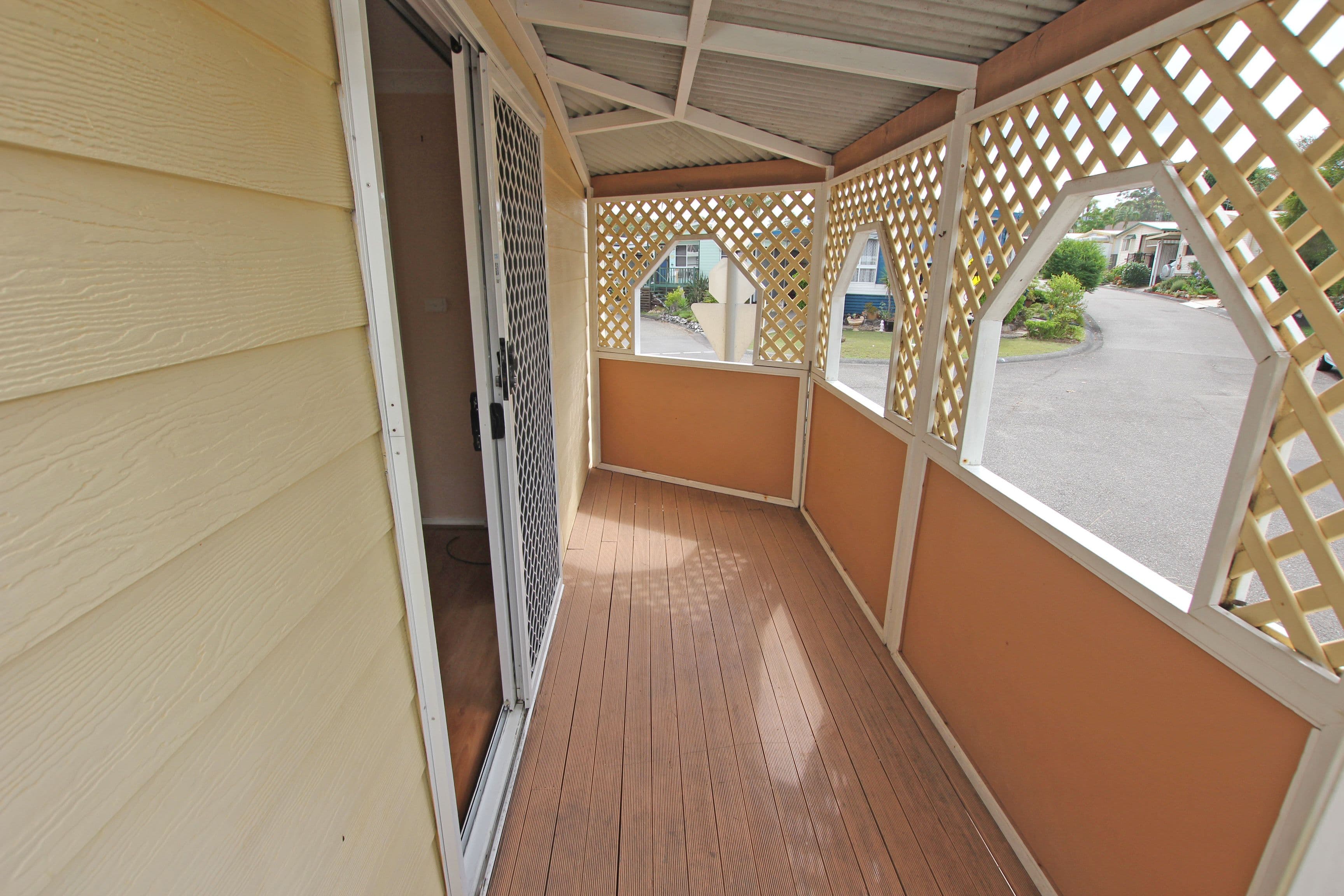 6 Second Avenue, Green Point NSW 2251, Green Point - Thumbnail 3