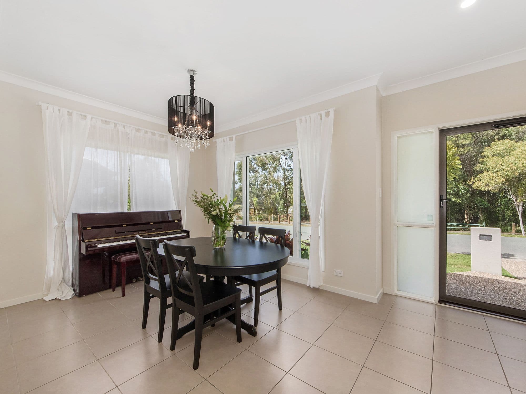 28 Wings Road, Upper Coomera QLD 4209, Upper Coomera - Thumbnail 2