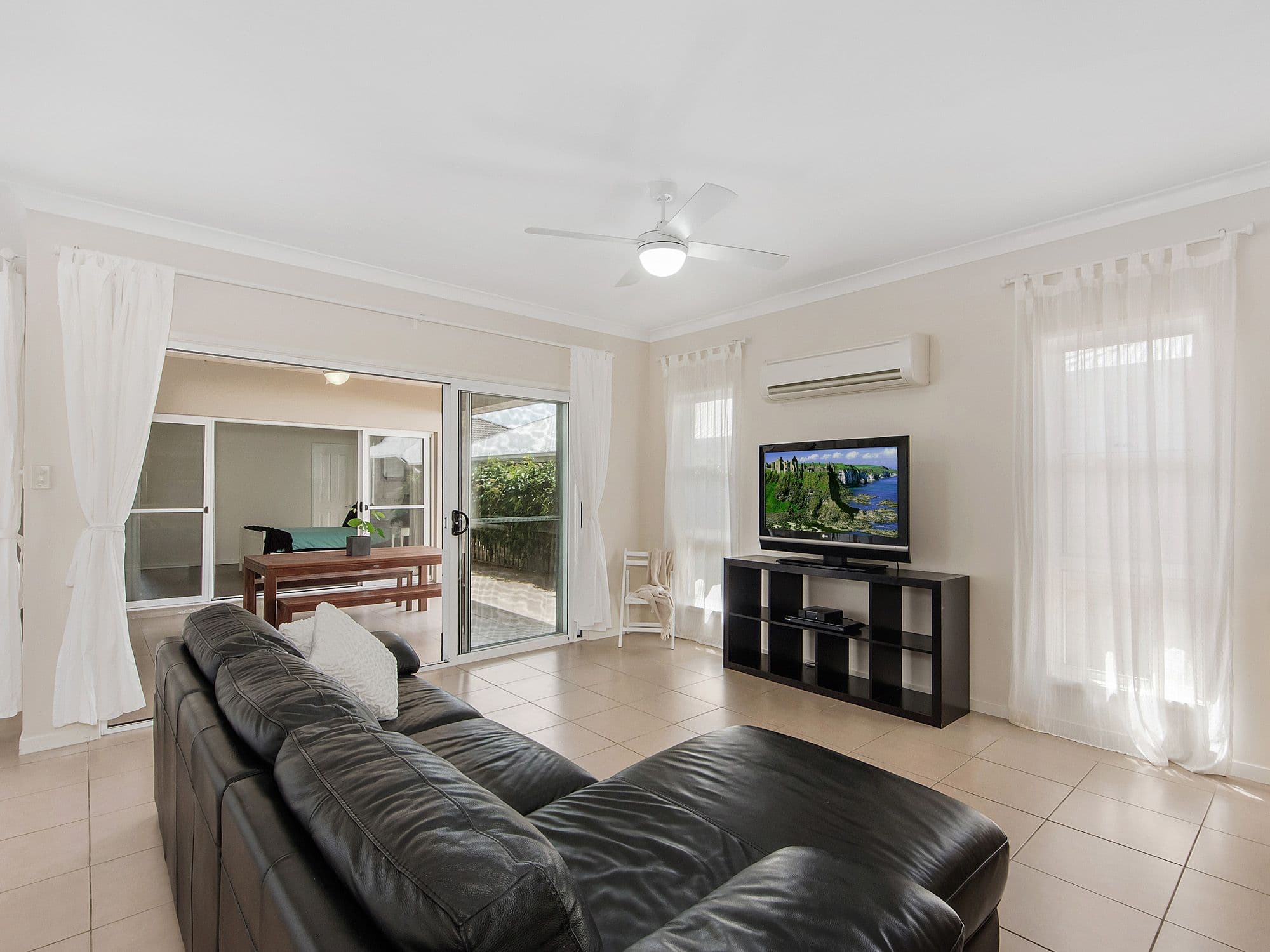 28 Wings Road, Upper Coomera QLD 4209, Upper Coomera - Thumbnail 3