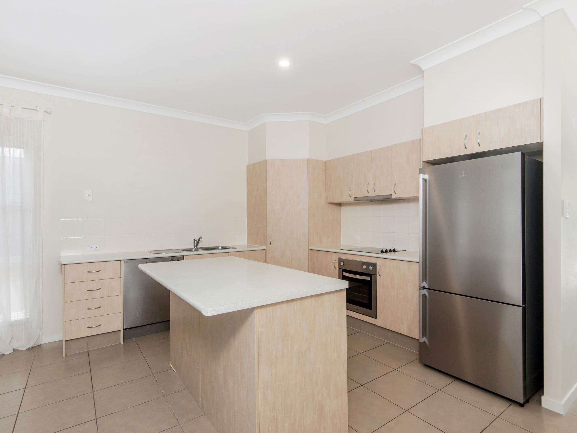 28 Wings Road, Upper Coomera QLD 4209, Upper Coomera - Thumbnail 4