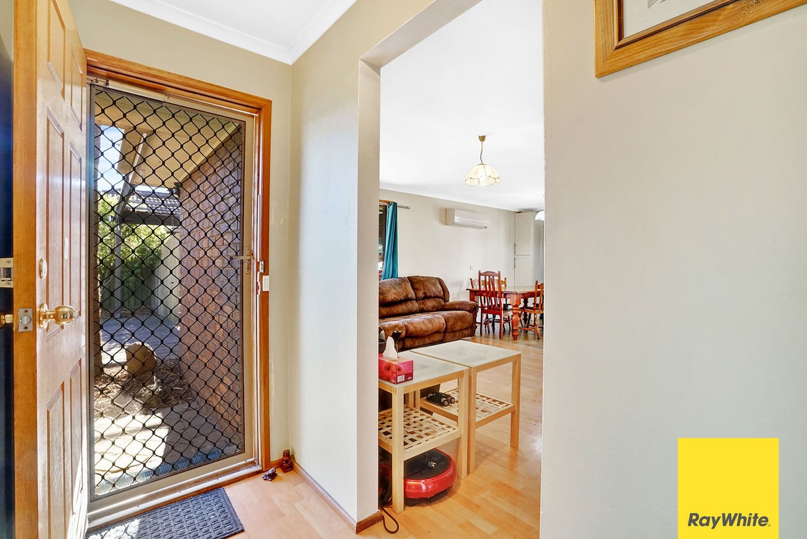 4 Cardiff Court, Craigieburn VIC 3064, Craigieburn - Thumbnail 2