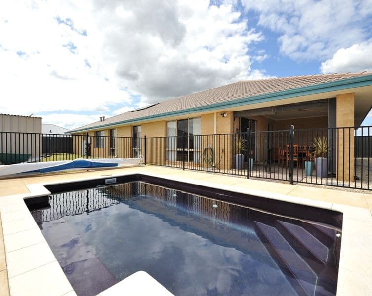 27 Avena Gardens, BALDIVIS WA 6171, Baldivis - Thumbnail 2