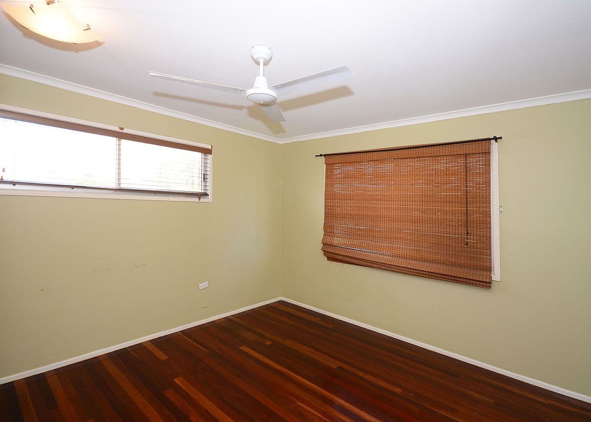 25 Limpus Street, URANGAN QLD 4655, Urangan - Thumbnail 5