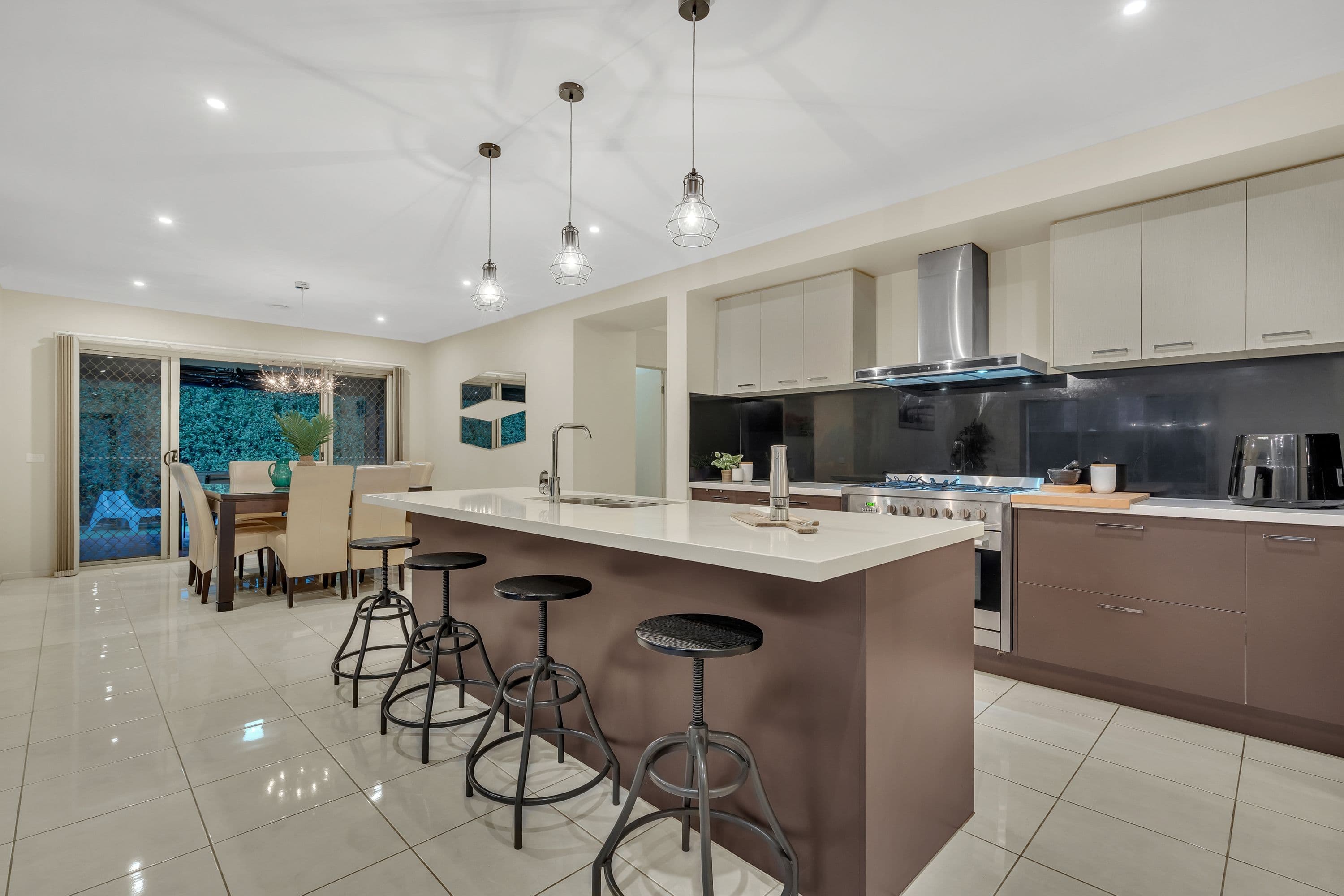 10 Montpellier Crescent, Craigieburn VIC 3064, Craigieburn - Thumbnail 5