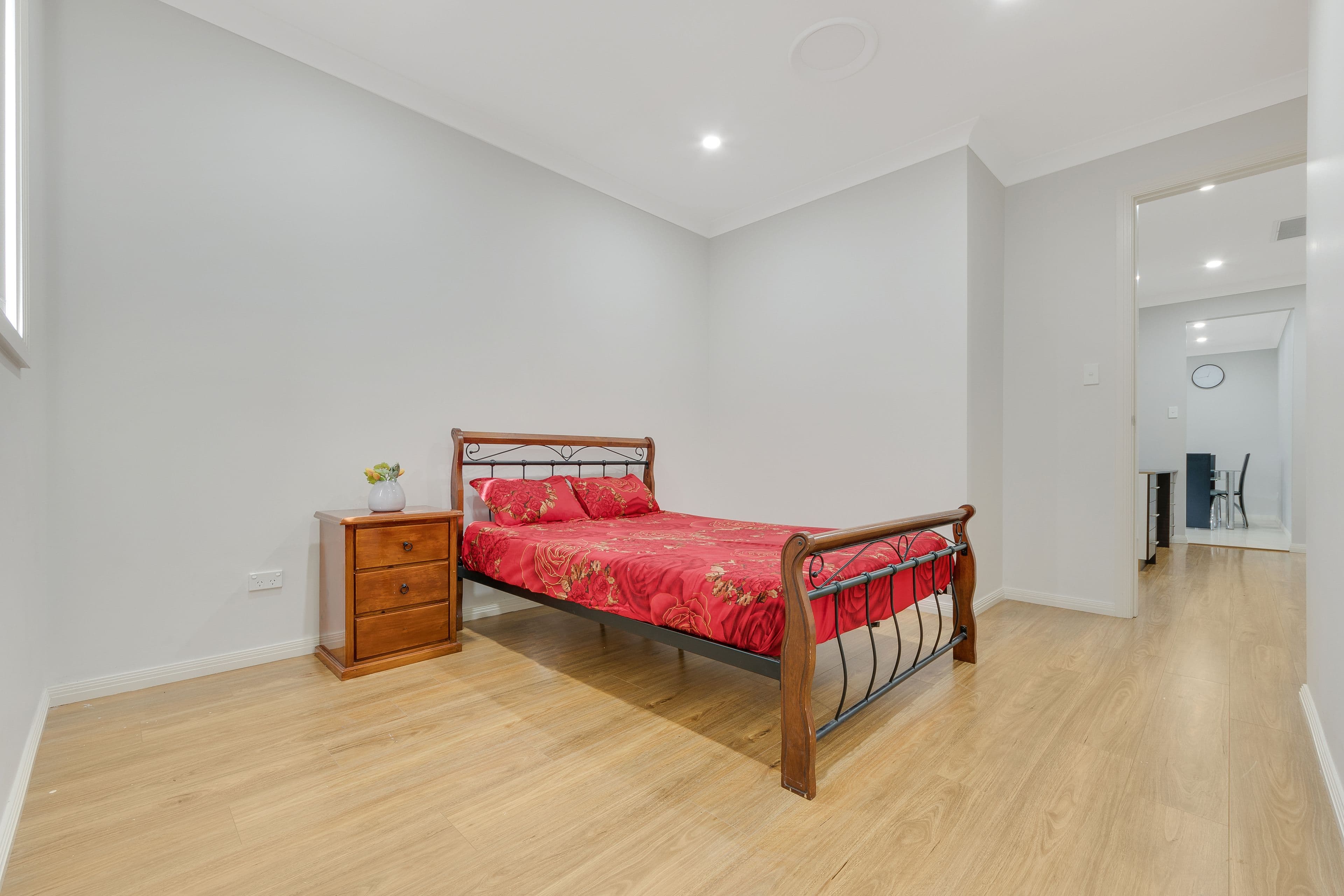 27 Law Crescent, Oran Park - Thumbnail 7