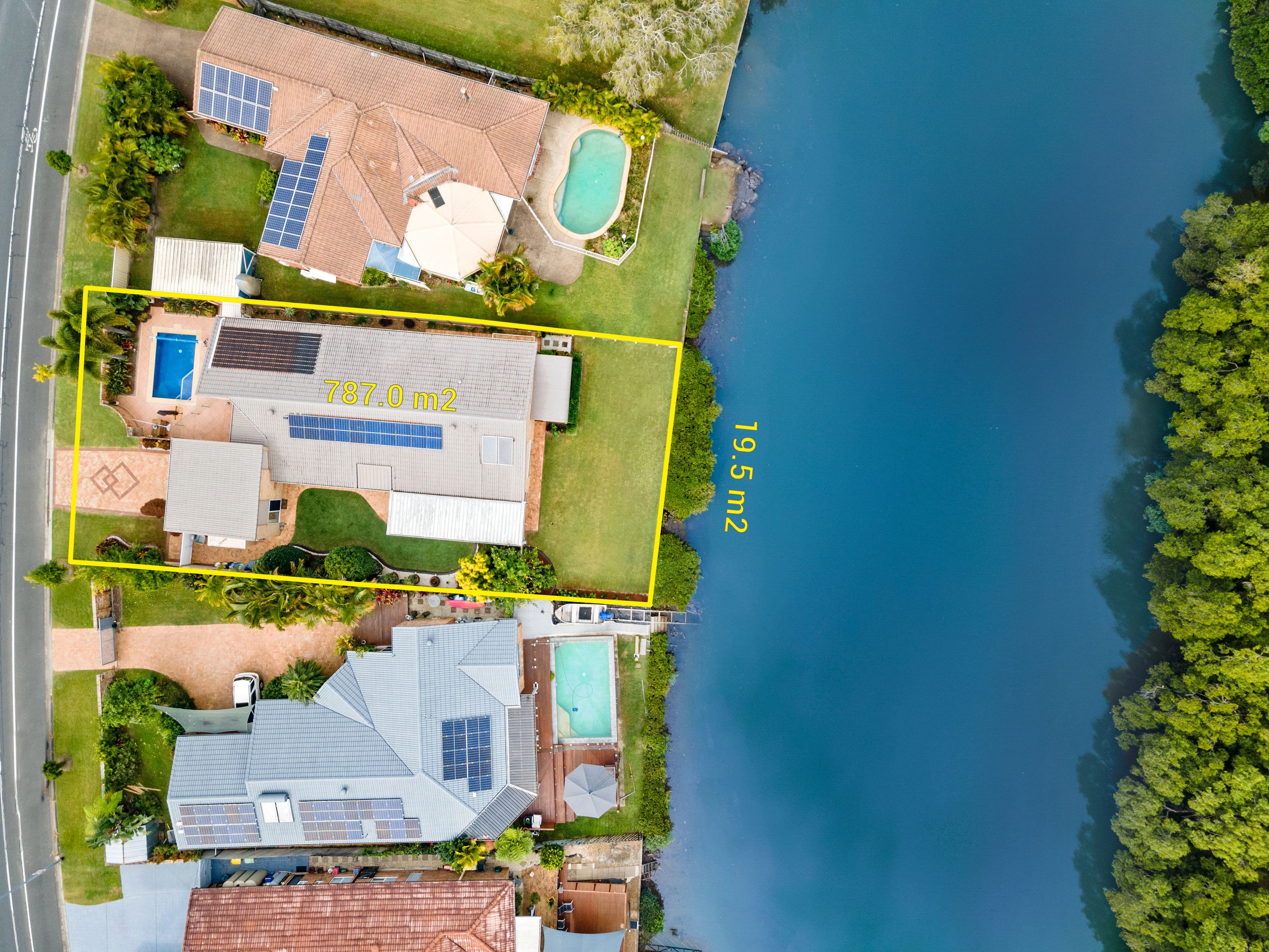 252 Nineteenth Avenue, Elanora QLD 4221, Elanora - Thumbnail 3