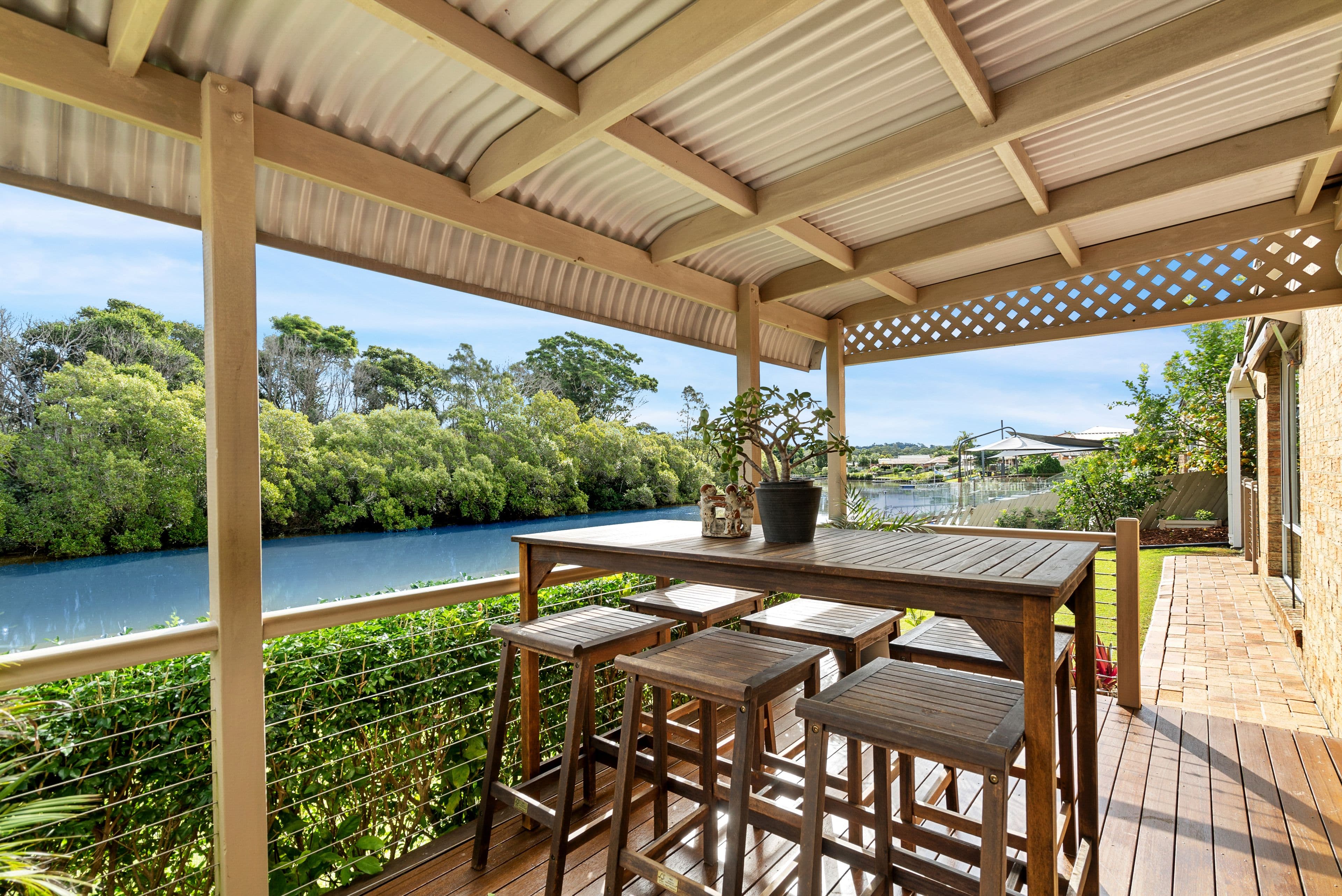 252 Nineteenth Avenue, Elanora QLD 4221, Elanora - Thumbnail 4