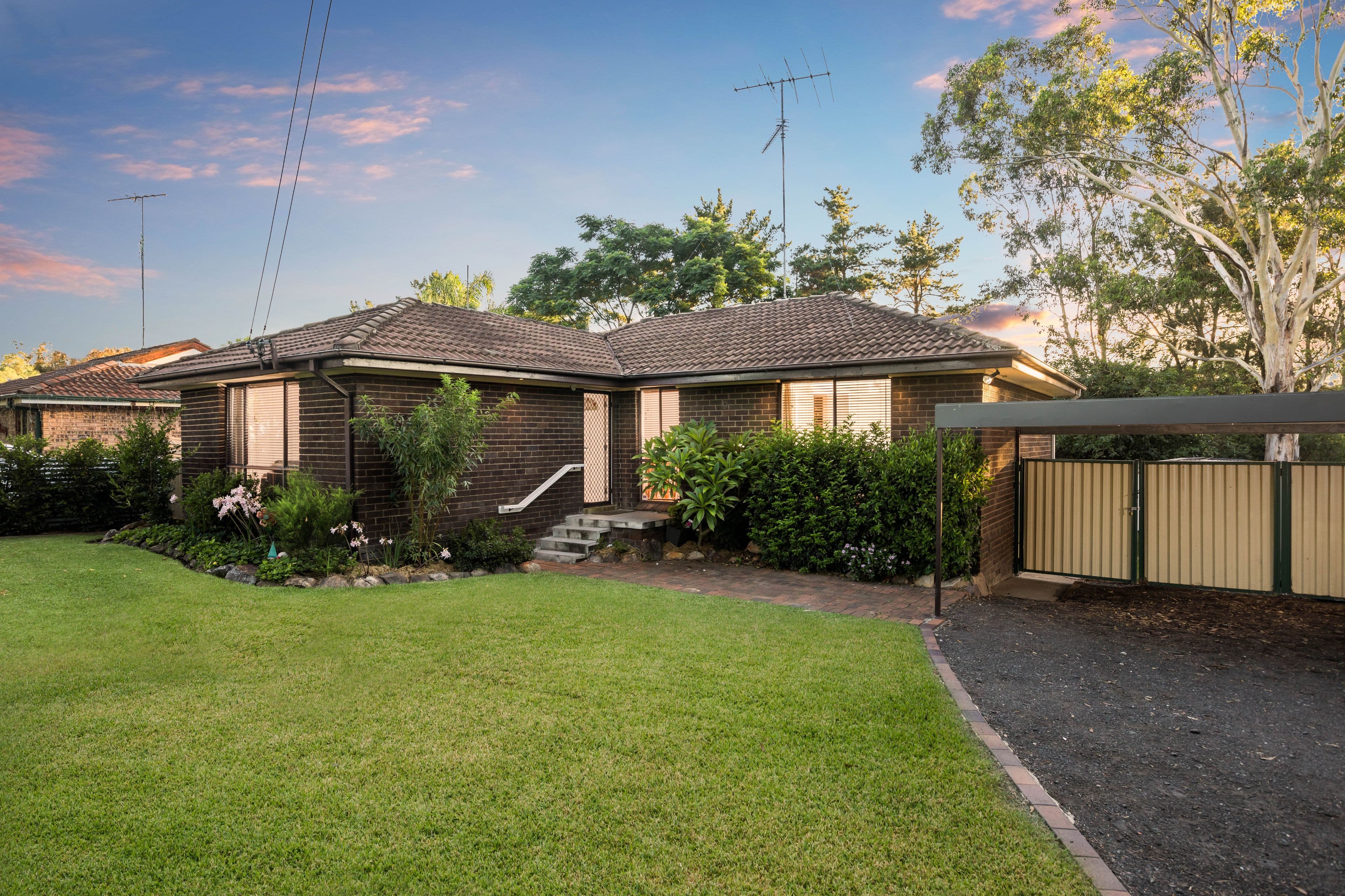 51 Chestnut Drive, Glossodia - Image 1
