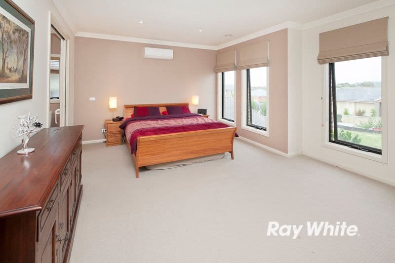 8 Brown Thornbill Court, LANGWARRIN VIC 3910, Langwarrin - Thumbnail 4