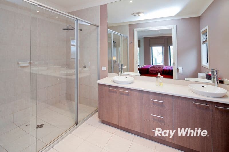 8 Brown Thornbill Court, LANGWARRIN VIC 3910, Langwarrin - Thumbnail 6