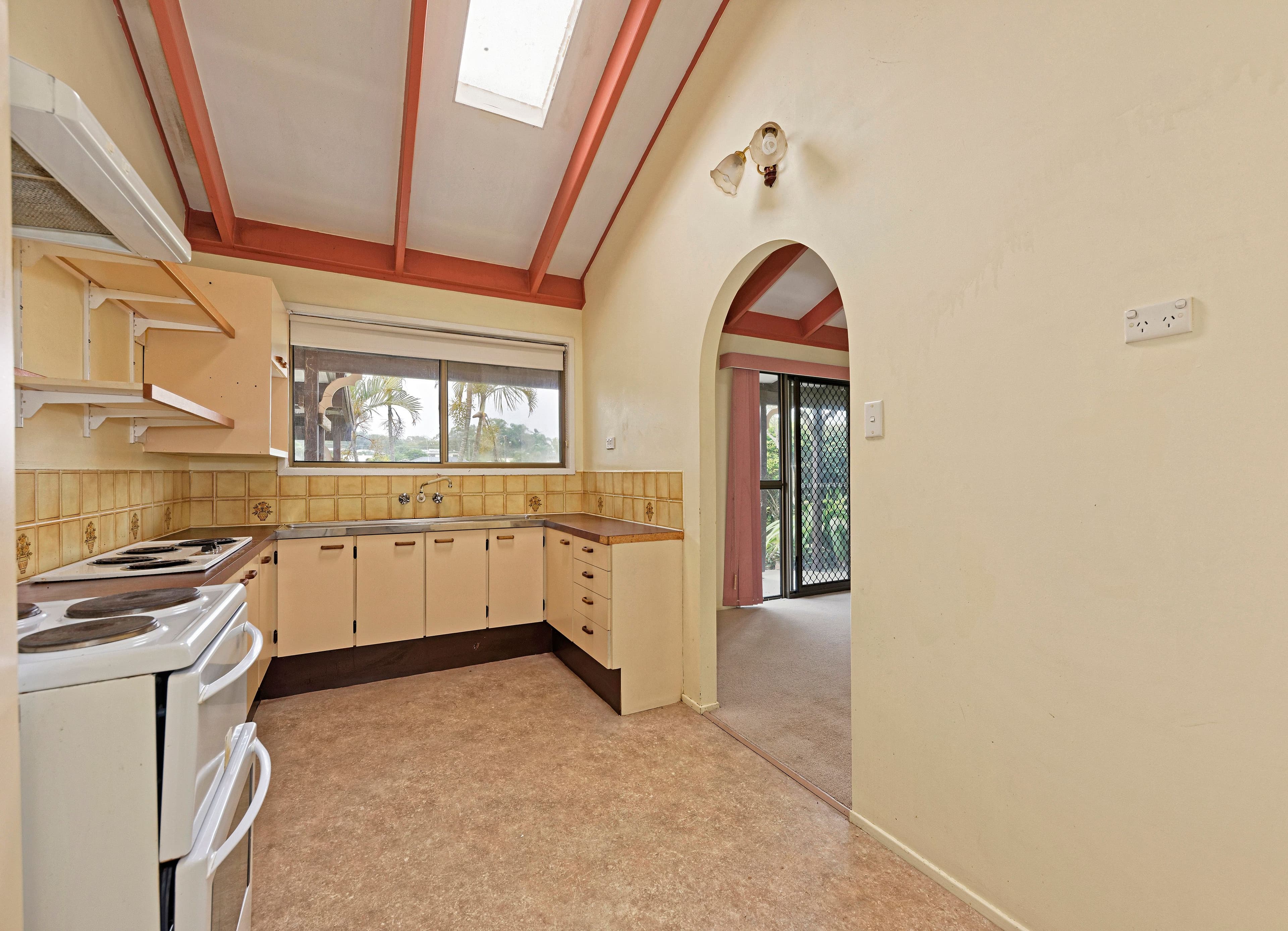 20 Bisschop Street, Deception Bay QLD 4508, Deception Bay - Thumbnail 6