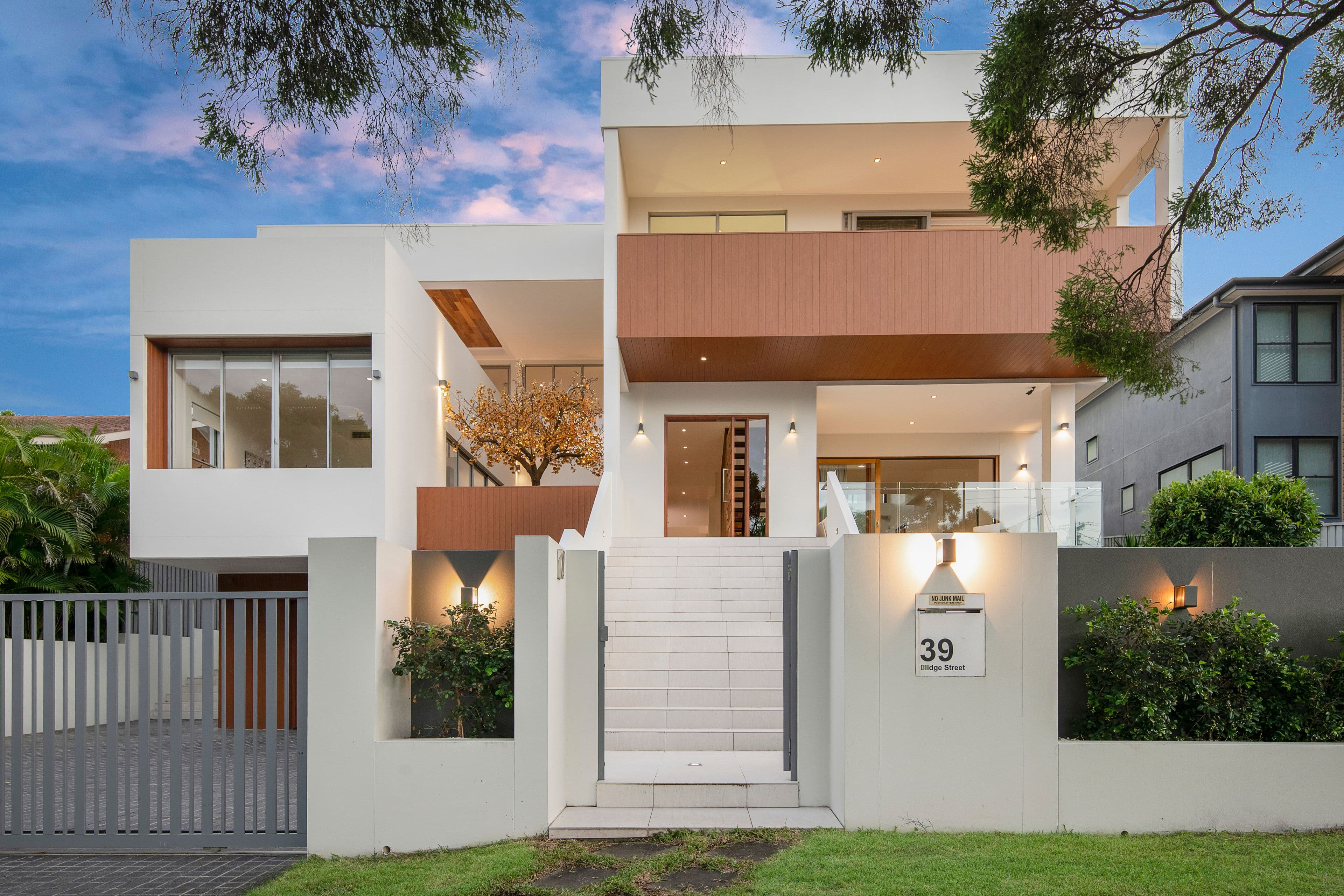 39 Illidge Street, Coorparoo QLD 4151, Coorparoo - Image 1