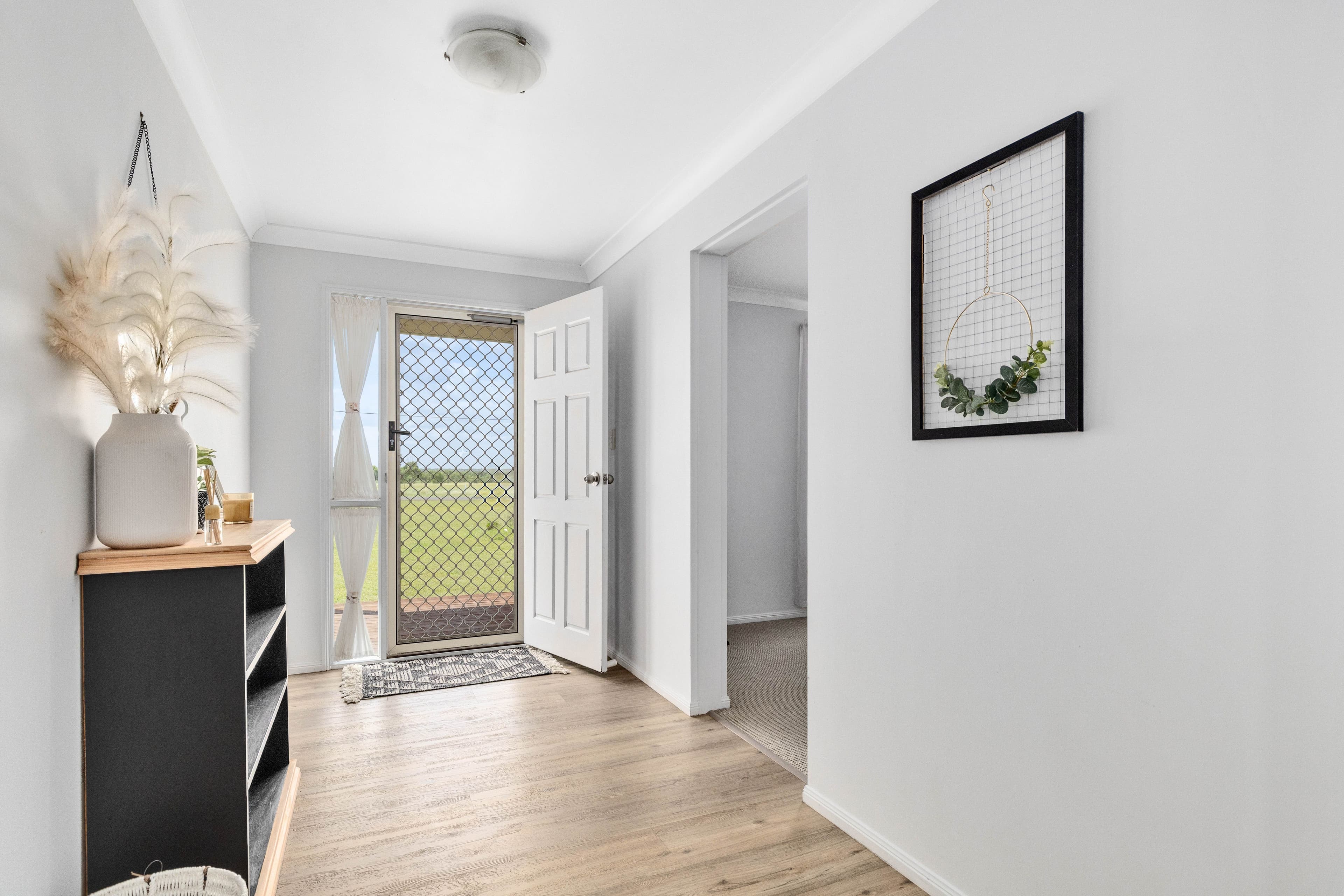 44 Gordon Street, Capella QLD 4723, Capella - Thumbnail 2