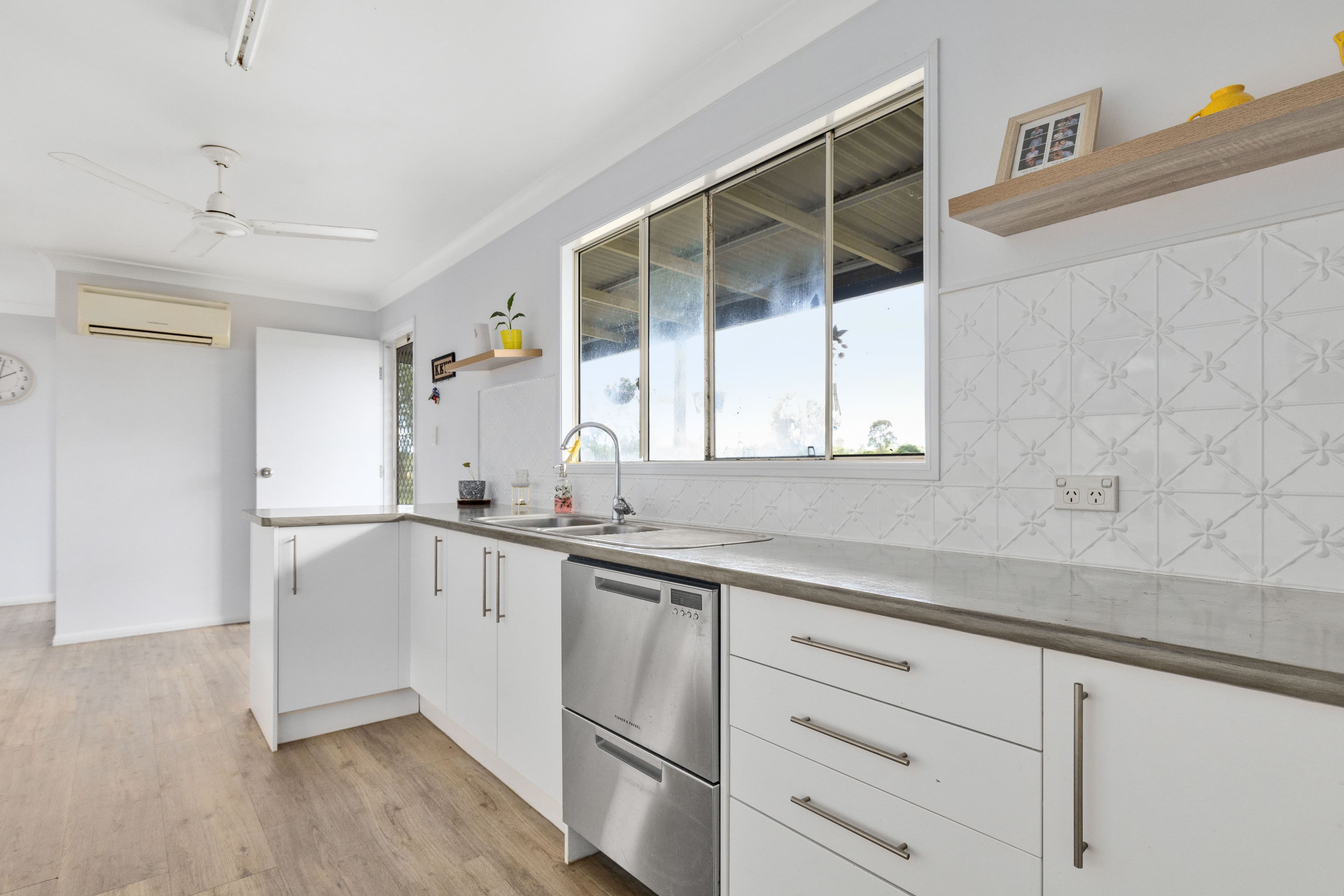 44 Gordon Street, Capella QLD 4723, Capella - Thumbnail 5