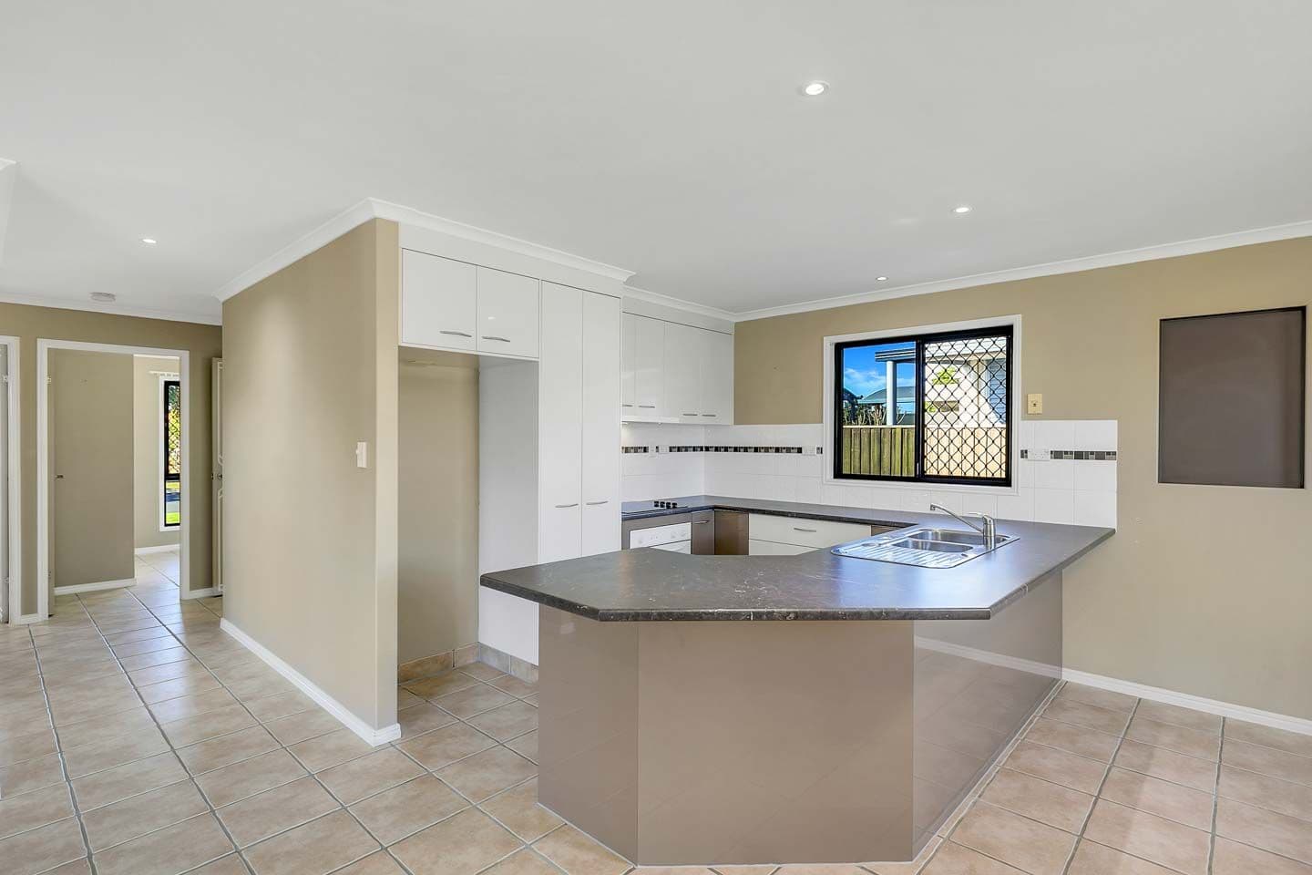 3 Beach Drive, Burrum Heads QLD 4659, Burrum Heads - Thumbnail 5
