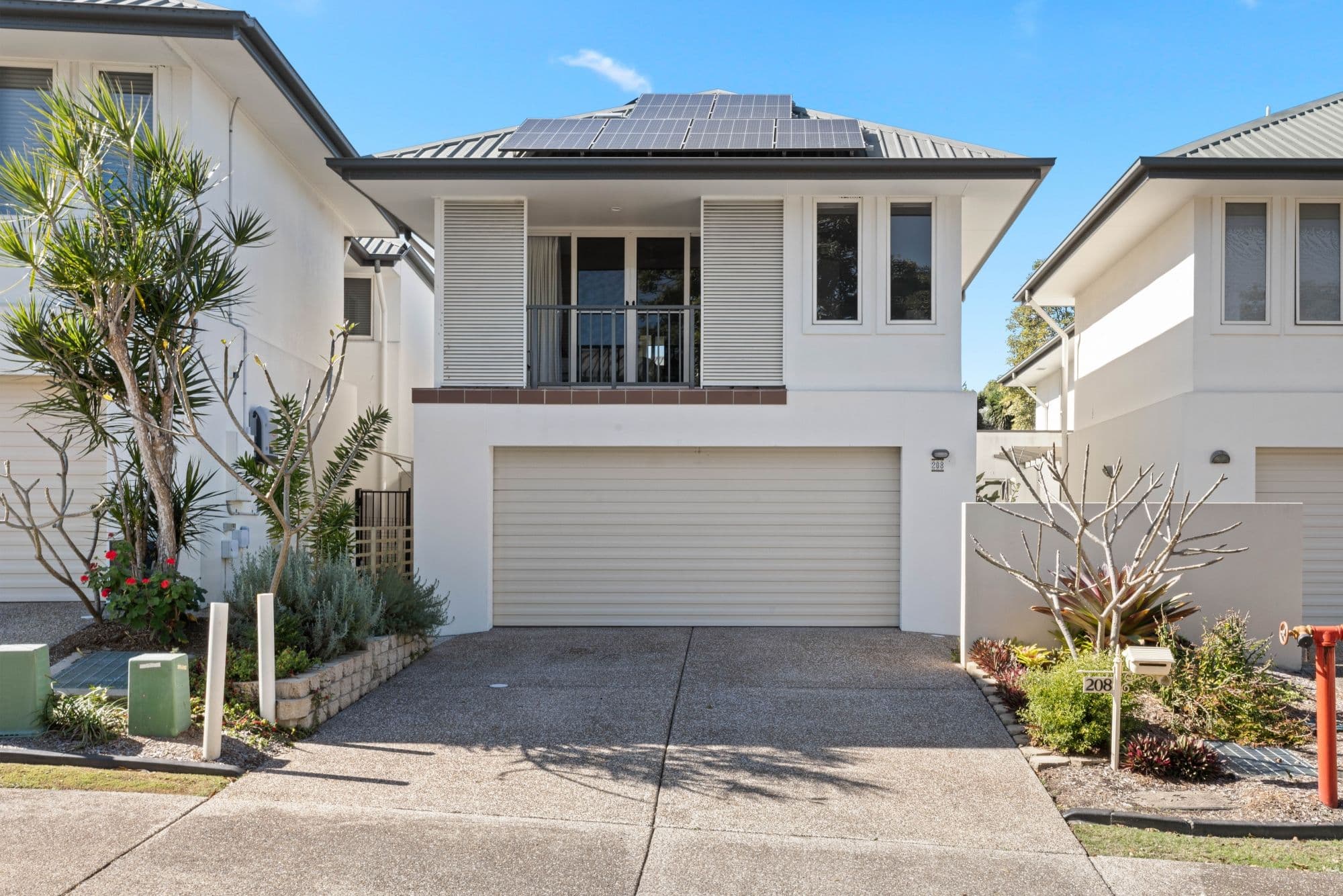 208 Easthill Drive, Robina QLD 4226, Robina - Thumbnail 2