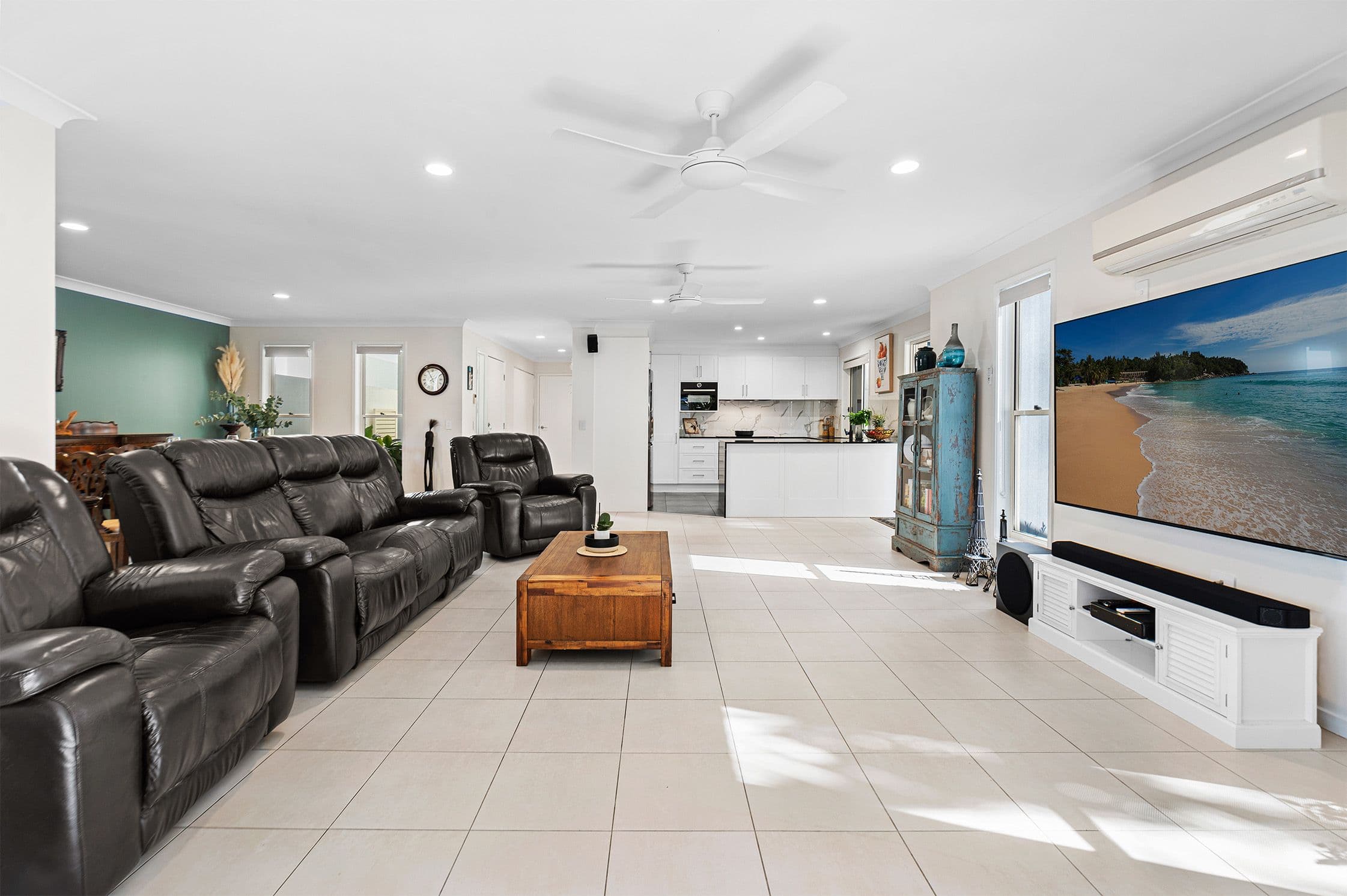 208 Easthill Drive, Robina QLD 4226, Robina - Thumbnail 6