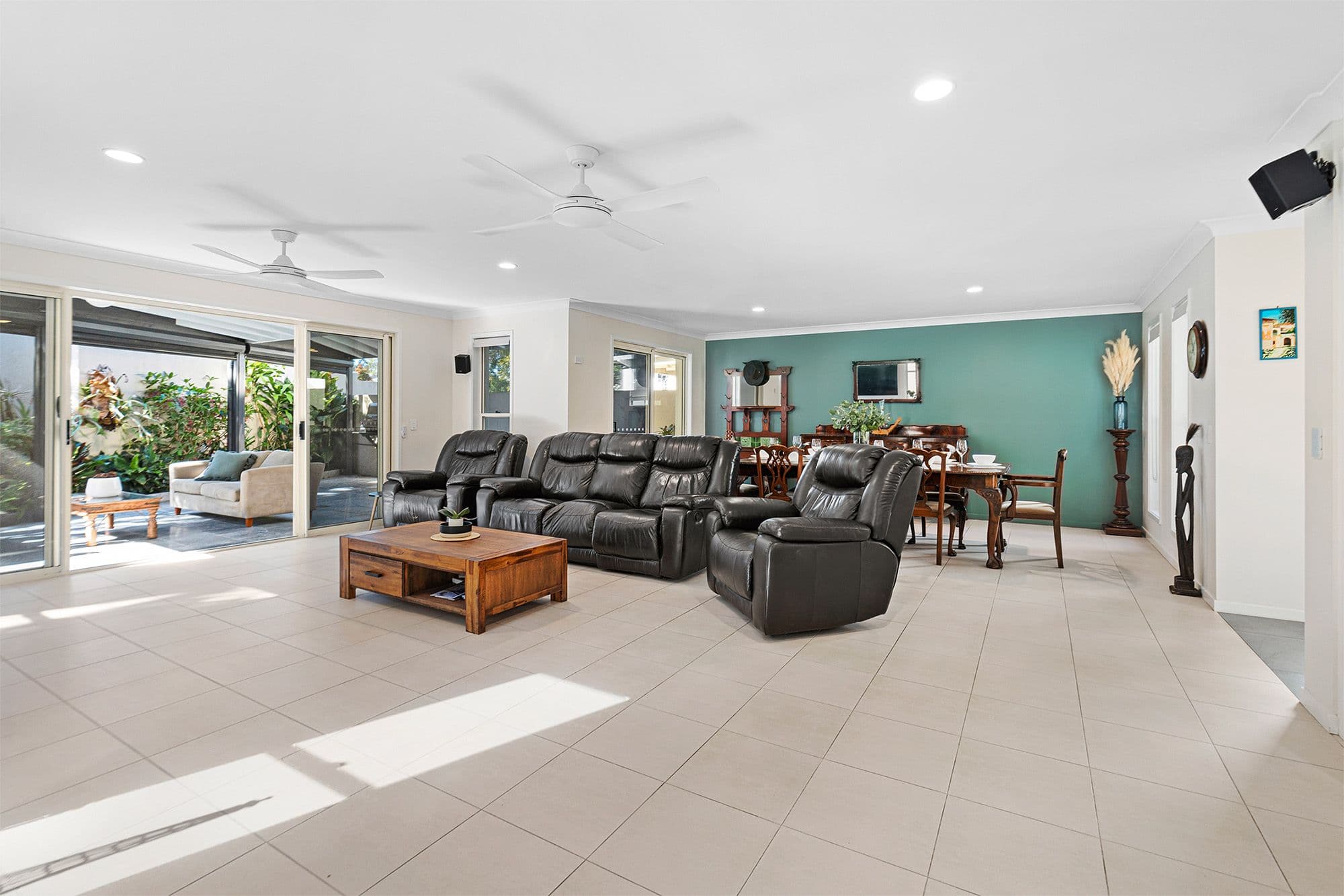 208 Easthill Drive, Robina QLD 4226, Robina - Thumbnail 7